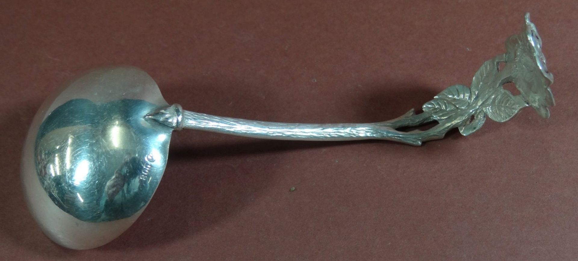 Gebogener Silber-Sahnelöffel, Rosenmuster, L-11 cm, 18 gr. - Bild 3 aus 4