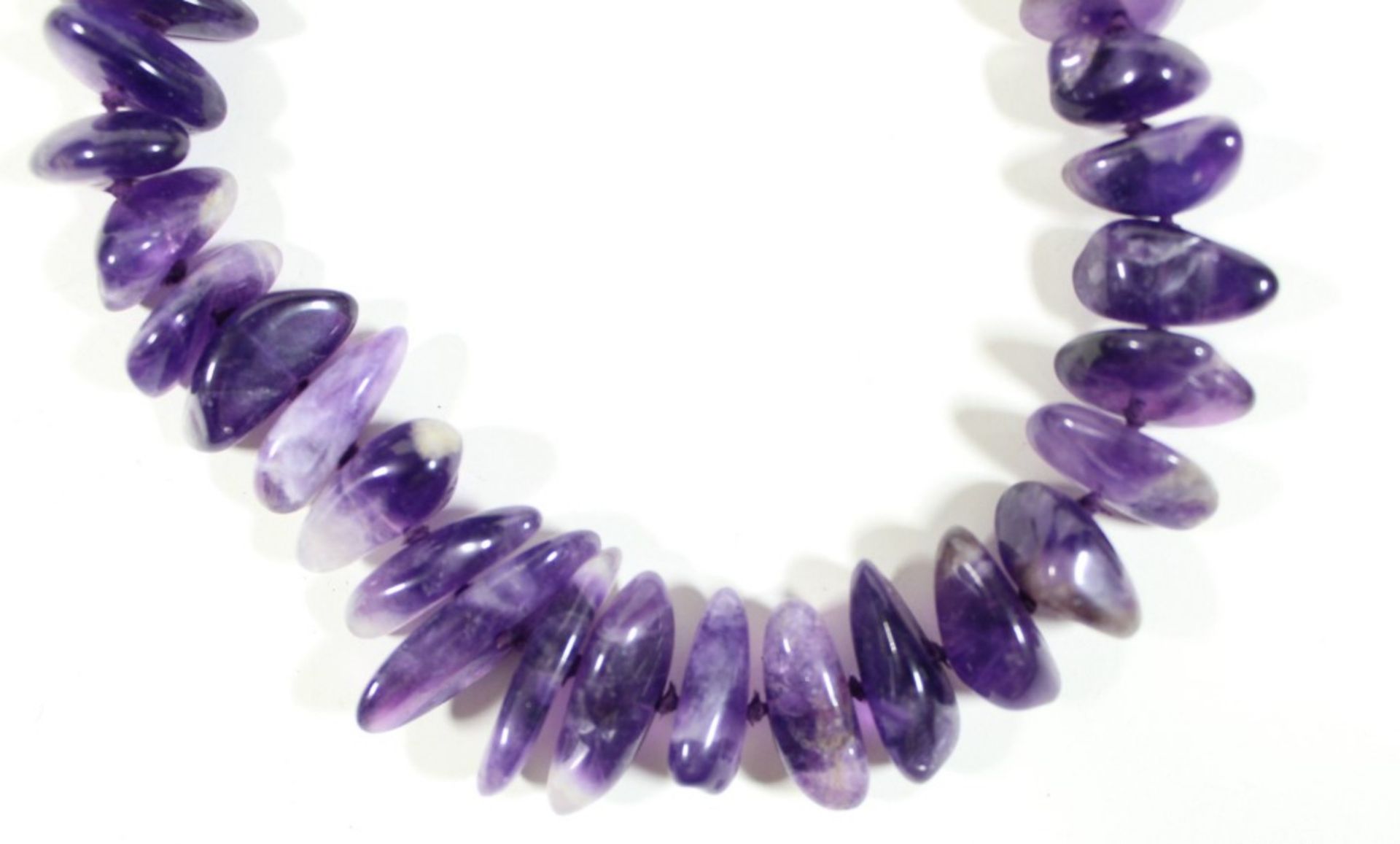 Amethyst Halskette mit Federring Verschluss,ca.L- 64cm, 103gr. - Bild 2 aus 4