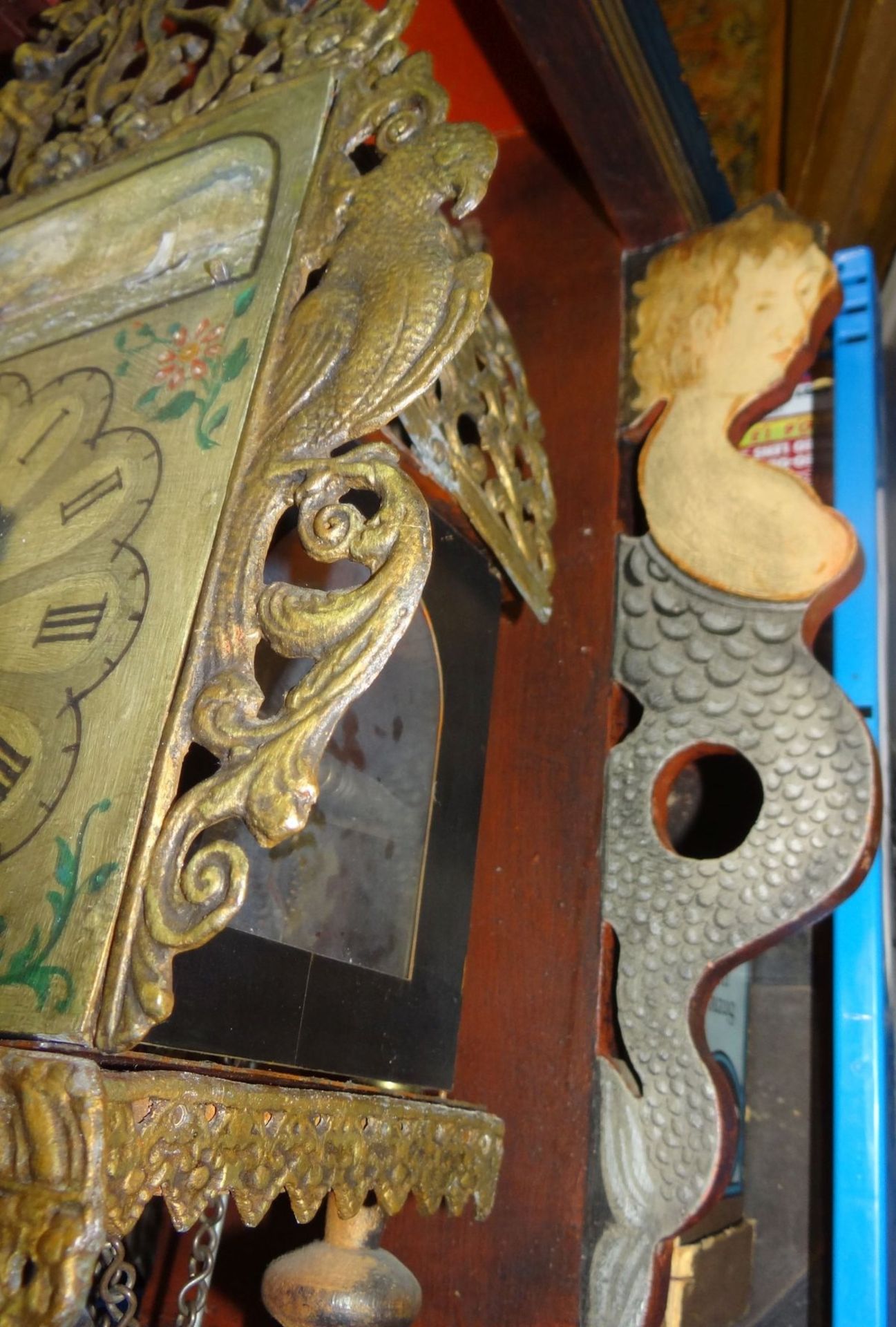 Friesische Stuhluhr, Messing-Holz, Ziffernblatt bemalt, seitl. Meerjungfrauen, H-75 cm, B-34 cm, - Bild 3 aus 9