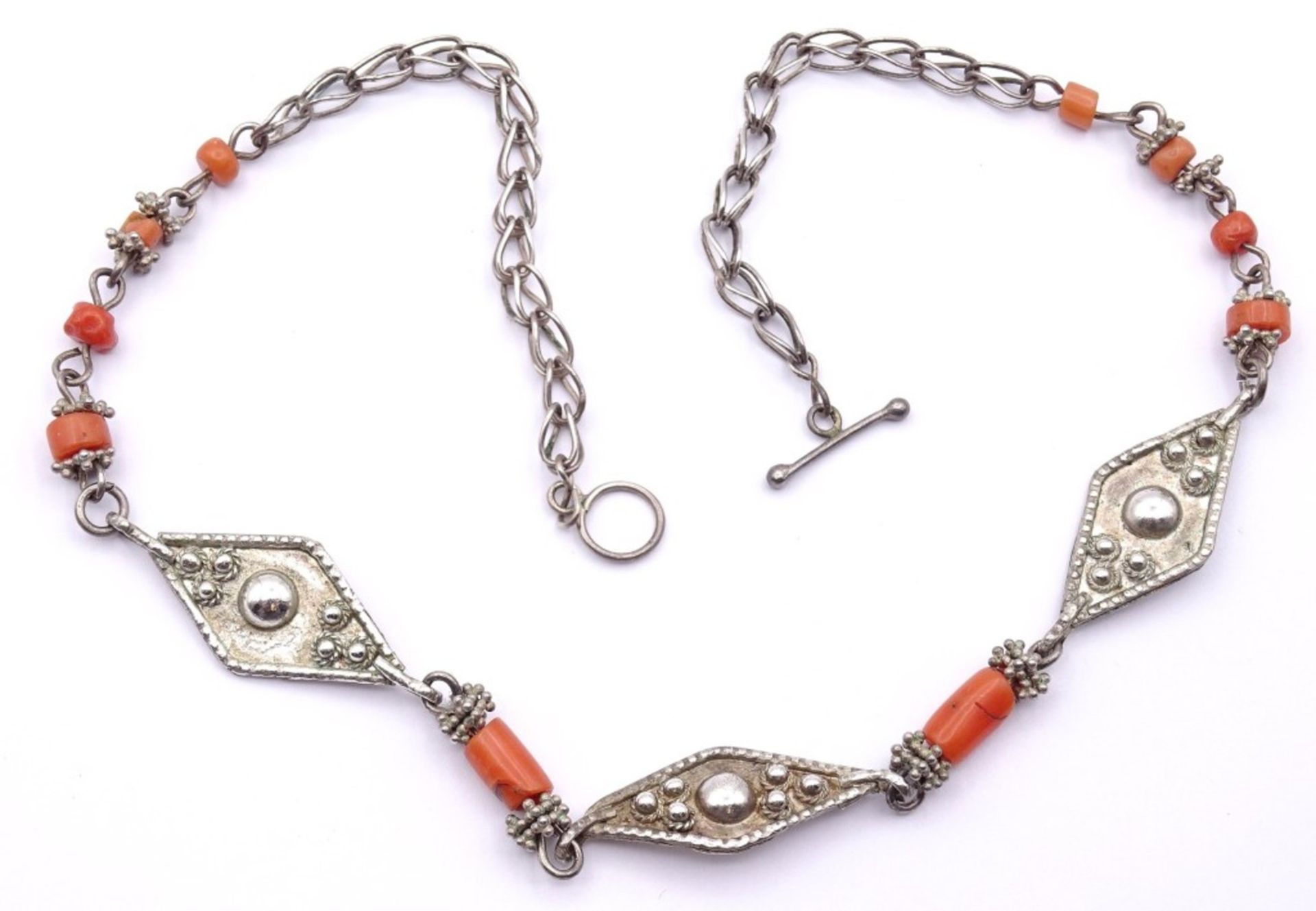 Halskette Silber mit Korallen Besatz, ca.L- 40cm, 15,4gr.,