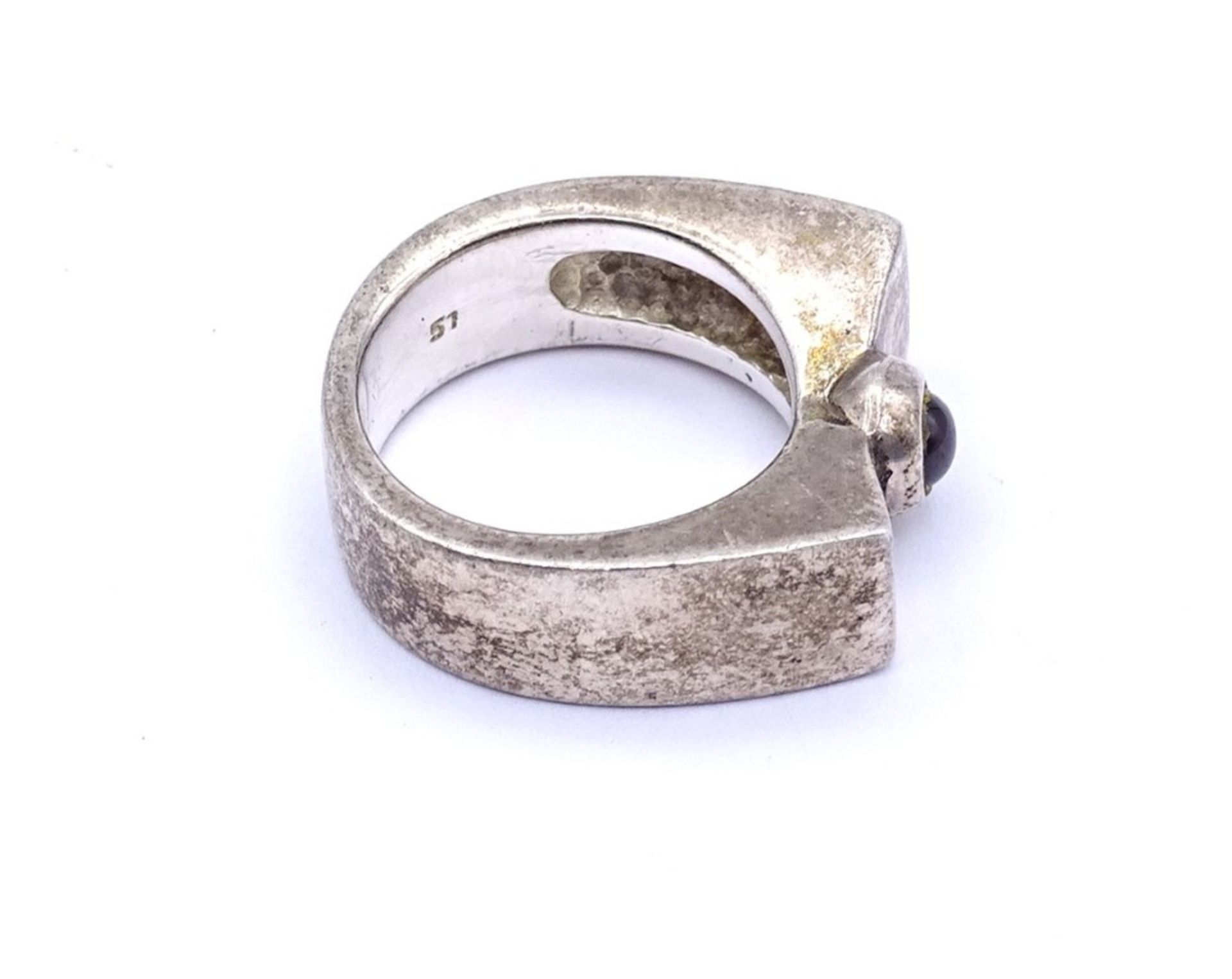 925er Silber Ring mit einen kl. runden Granat, 12,1gr., RG 51 - Bild 3 aus 3