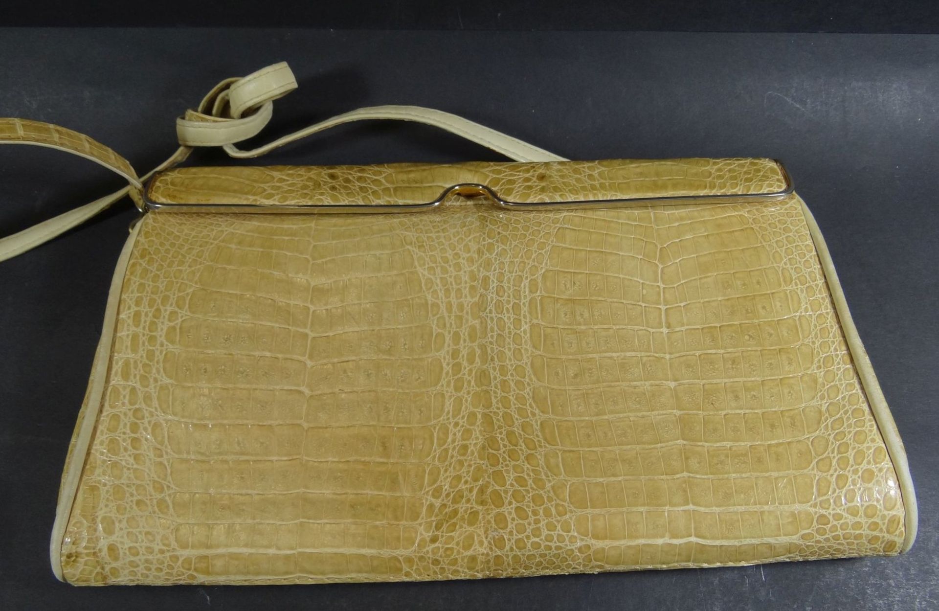 Reptilienleder-Handtasche, 17x27 cm