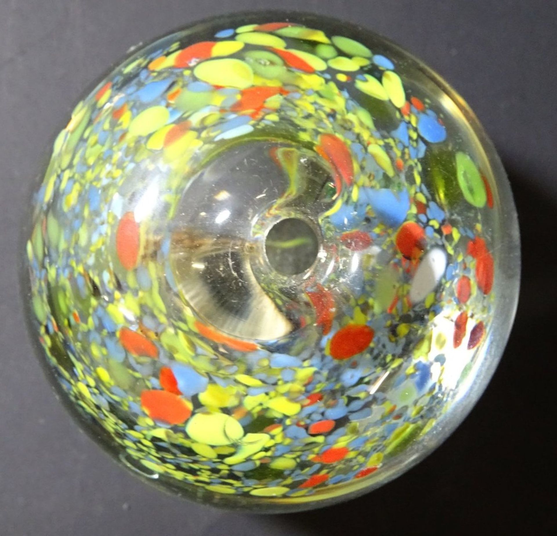 kl. Paperweight, bunt, oben mittig hohl, H-6 cm, D-7 cm