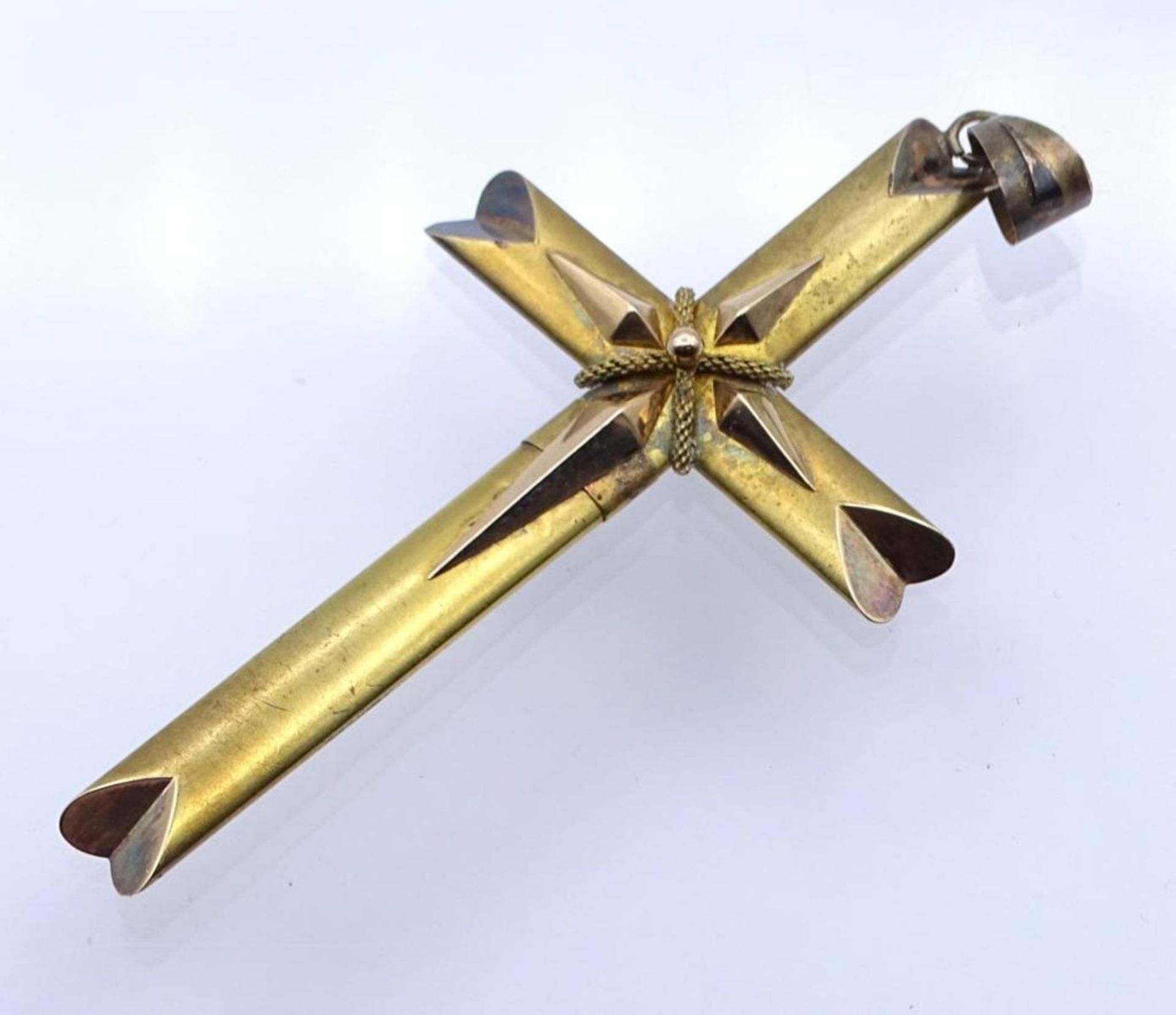 Großes altes Schaumgold Brustkreuz, L-8,4cm