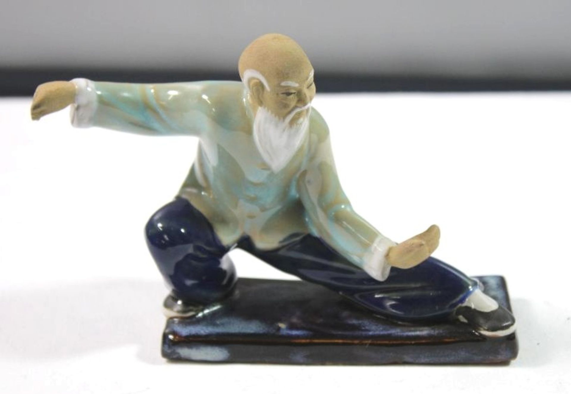 Figur, Tai-Chi Meister, Made in China, H-11cm B-12cm.