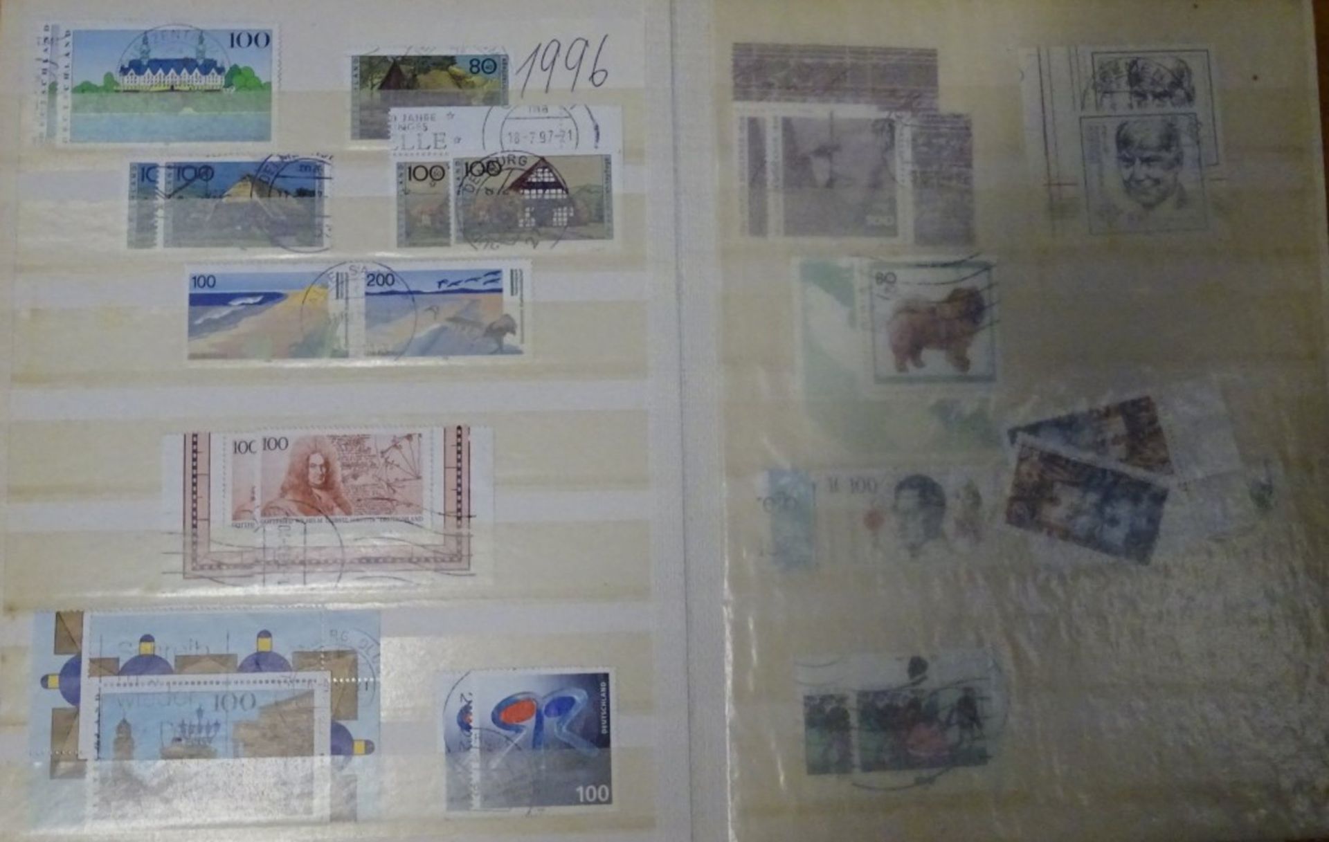 Konvolut Briefmarken Alben + Schachtel,Marken aus aller Welt, (11 Alben,1x Schachtel) - Bild 2 aus 10