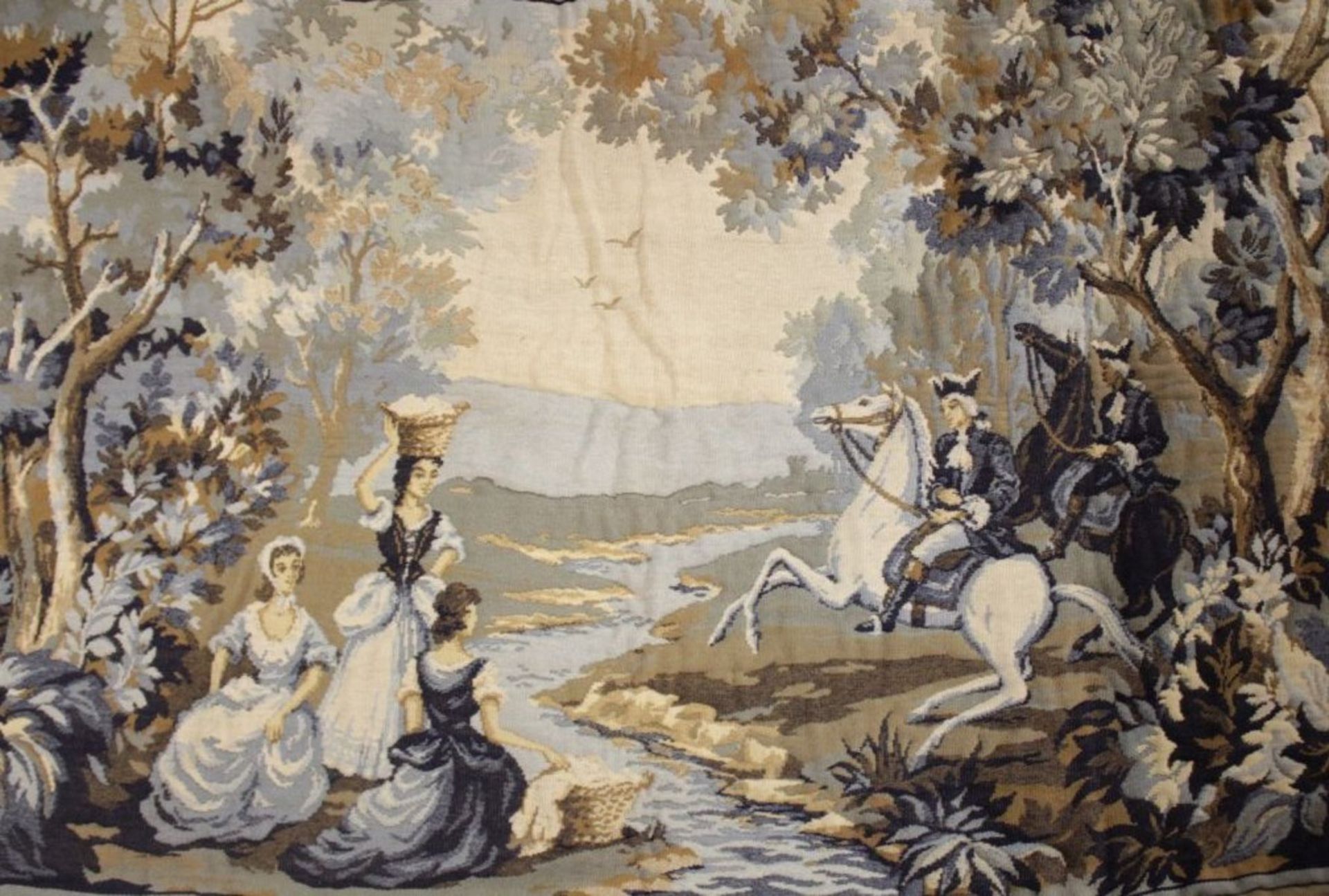 Wandteppich, Gobelin, galante Szenerie, älter, leichte Gebrauchsspuren, 100 x 160cm. - Bild 2 aus 3
