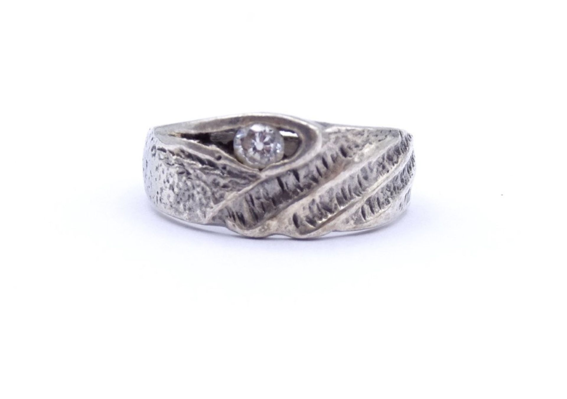 835er Silber Ring mit einen rund facc.klaren Stein, 2,8gr., RG 55