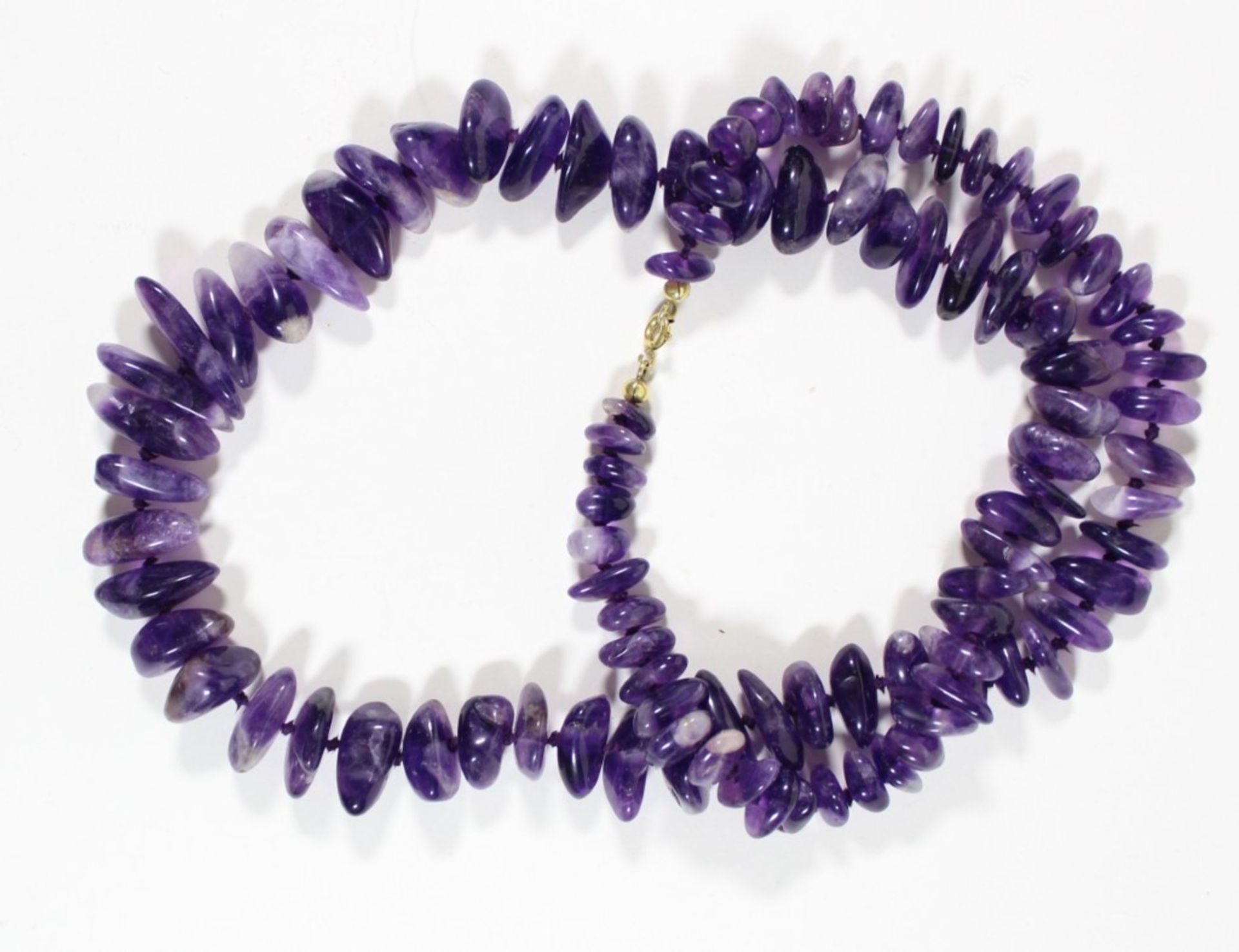 Amethyst Halskette mit Federring Verschluss,ca.L- 64cm, 103gr.