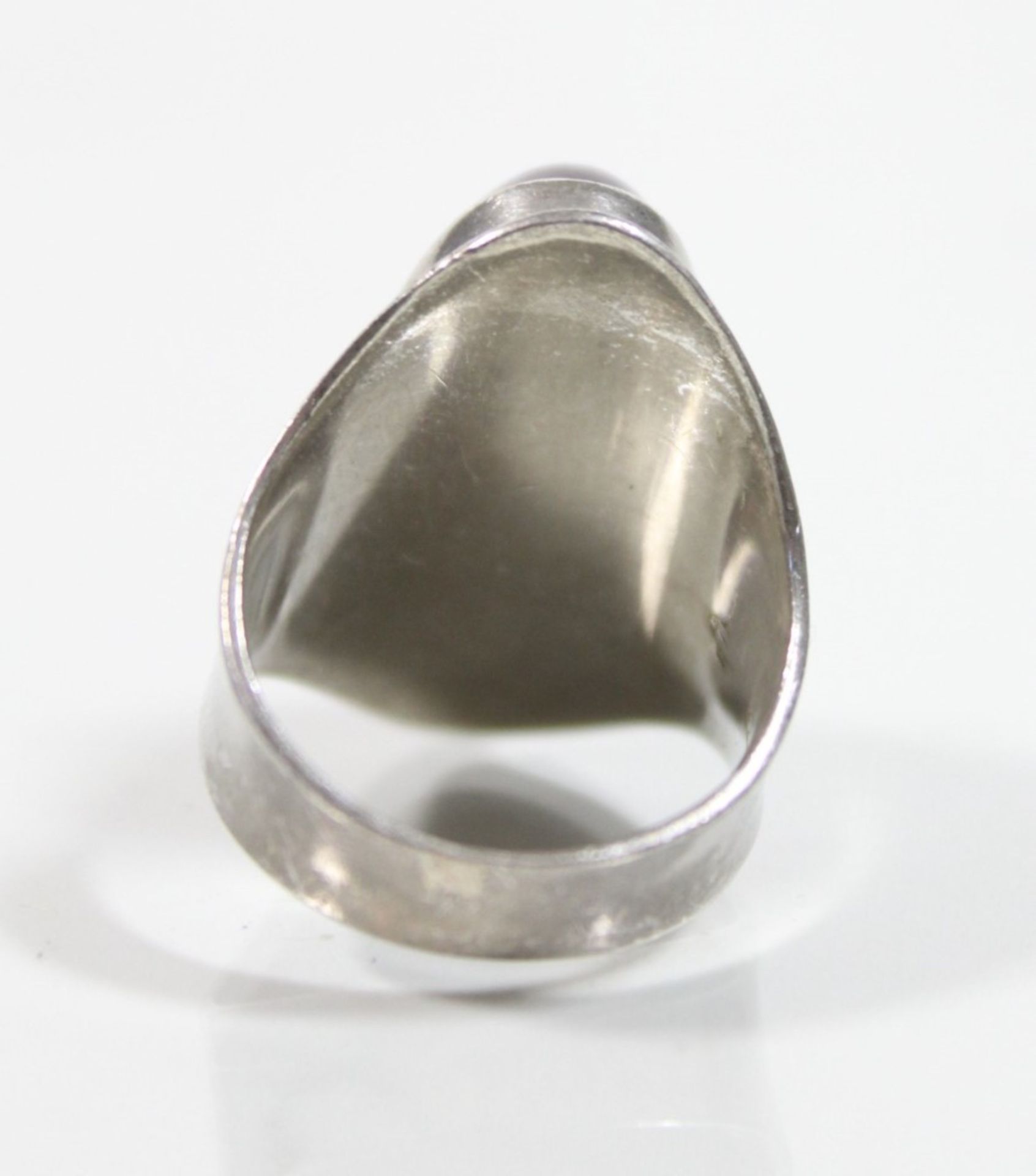 925-Sterlingsilber-Ring mit Amethyst-Cabochon, 21,3 x 9,8 cm, RG 50, 8,7 gr., Fassung weist - Bild 3 aus 5