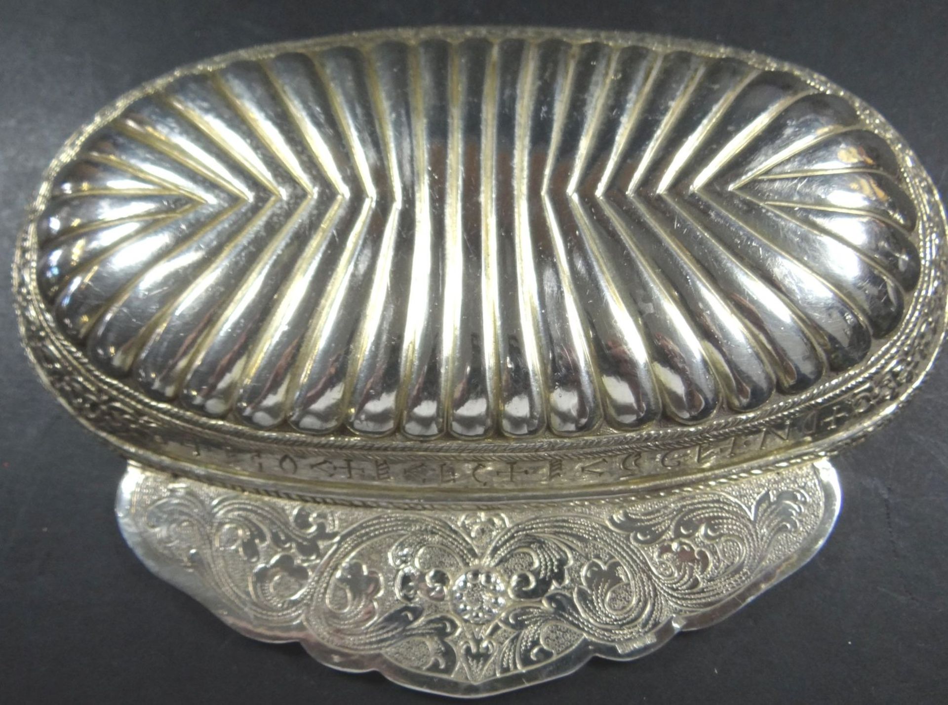 schwere Silber-Branntweinschale, wohl 19.Jhd., Sterling-925-, 216 gr., 17x12 cm - Bild 3 aus 5