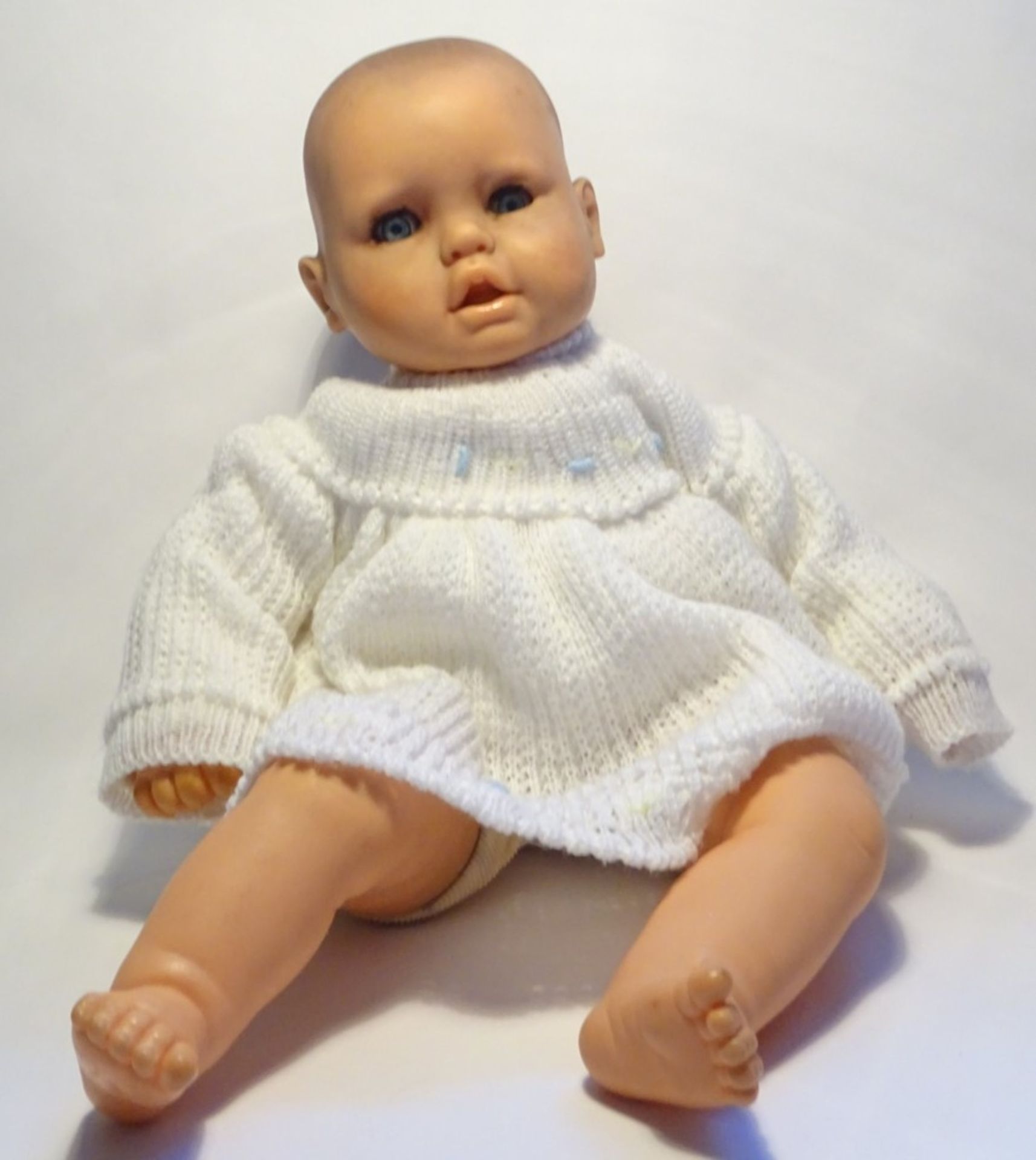 Lissi Bätz Babypuppe, H. ca. 50 cm, weicher Körper mit Kunststoffgliedern und -kopf, Schlafaugen