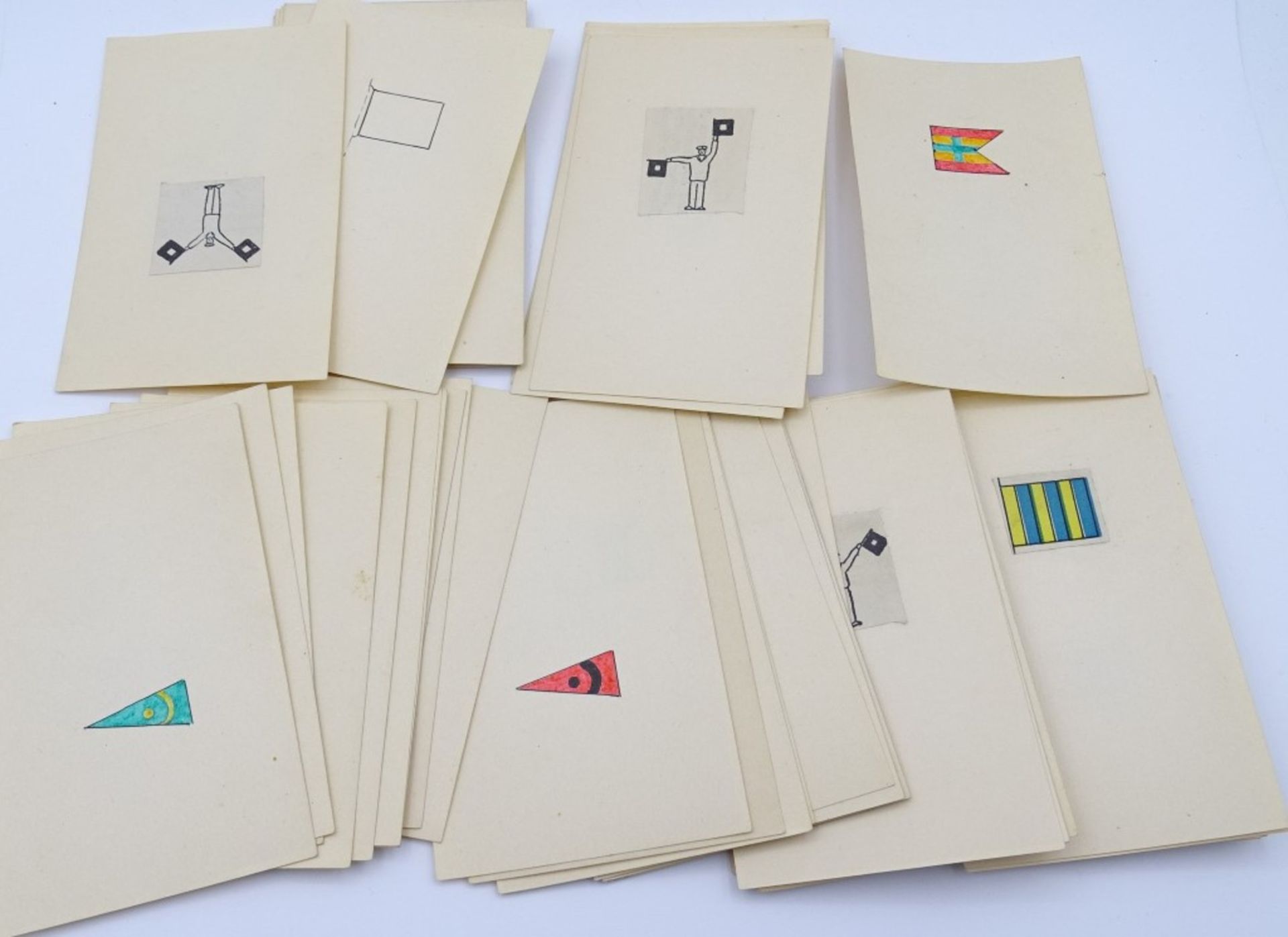 Flaggenkarten der Originale der Wehrmacht Konvolut 80 Stück - Bild 2 aus 2