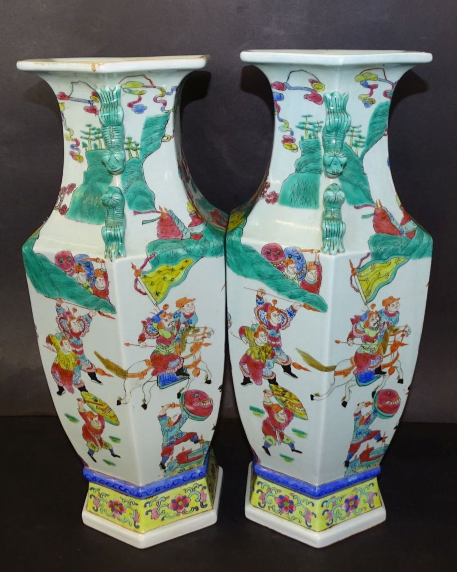 Paar hohe China-Vasen, bemalt, H-44 cm - Image 5 of 6