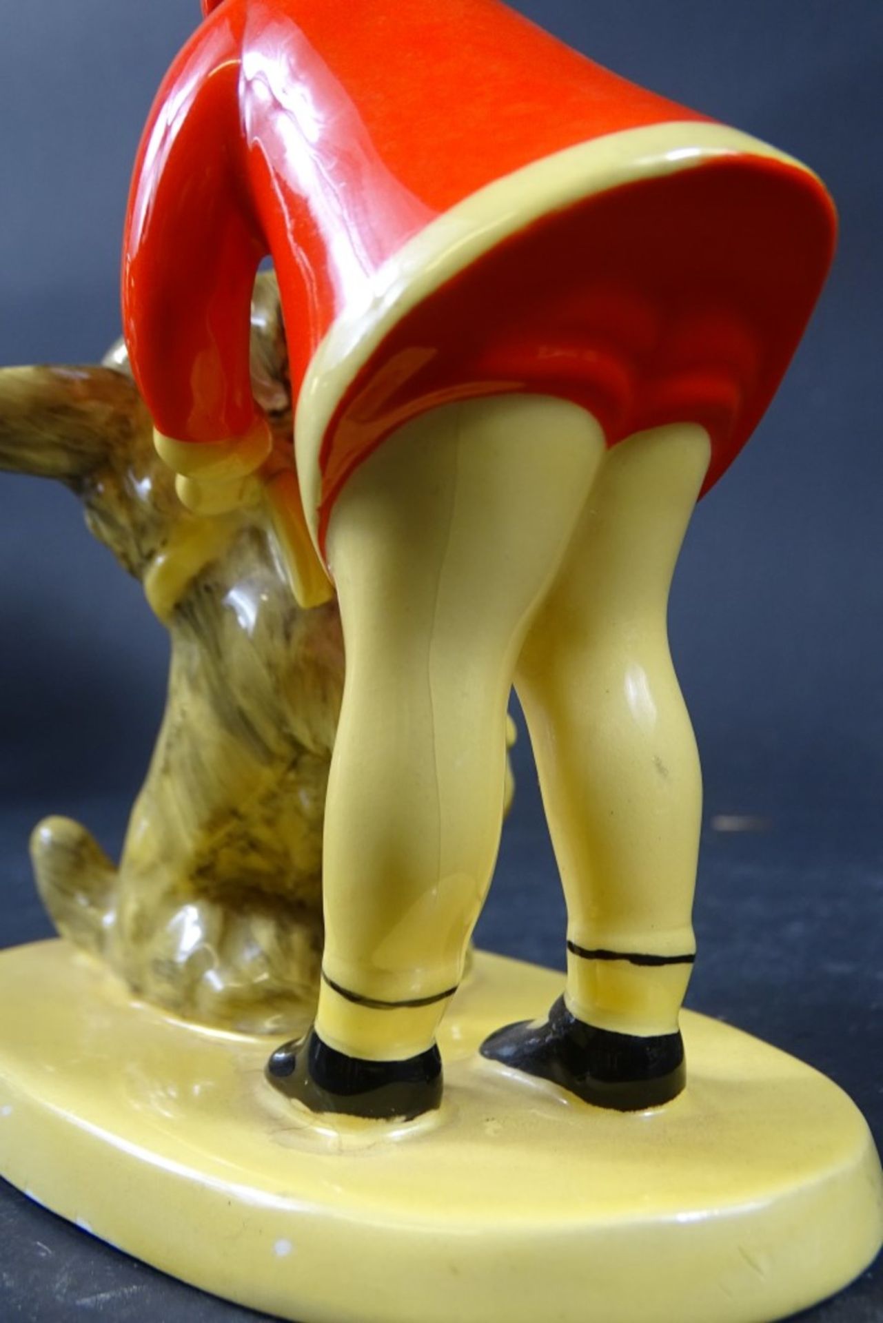 Art Deco-Figur, Mädchen mit Hund, Goldscheider Wien, Mod.nr. 4678, H. 13,5 cm, kleinere - Bild 5 aus 7