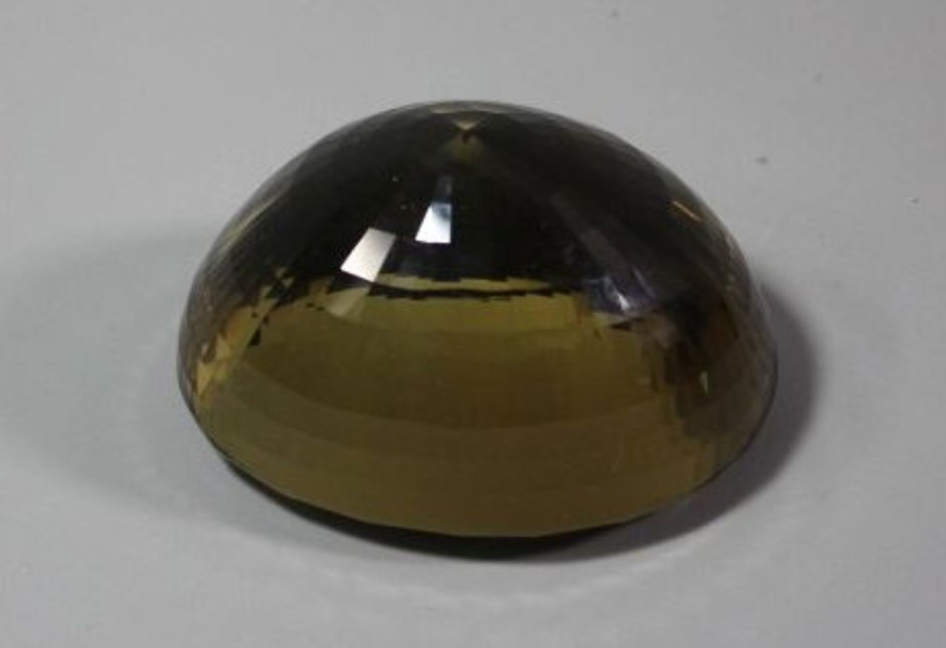 Paperweight, facc. Glas, ca. H-4,5cm B-7cm T-4cm.