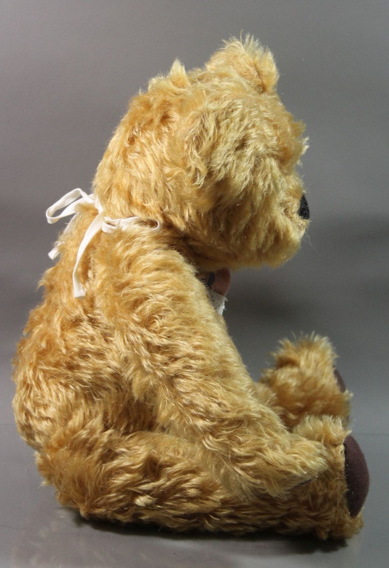 Teddybär, Original Lisa Bär, Brummstimme, guter Zustand, ca. H-42cm. - Image 2 of 5