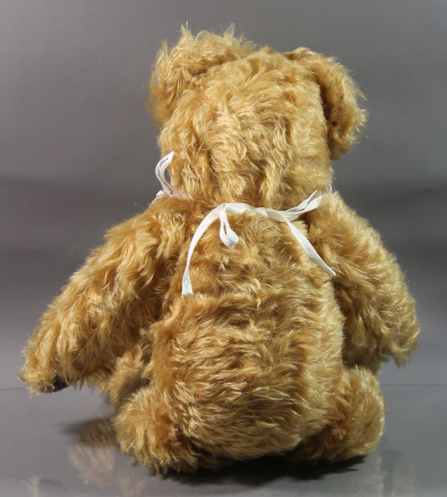 Teddybär, Original Lisa Bär, Brummstimme, guter Zustand, ca. H-42cm. - Image 3 of 5