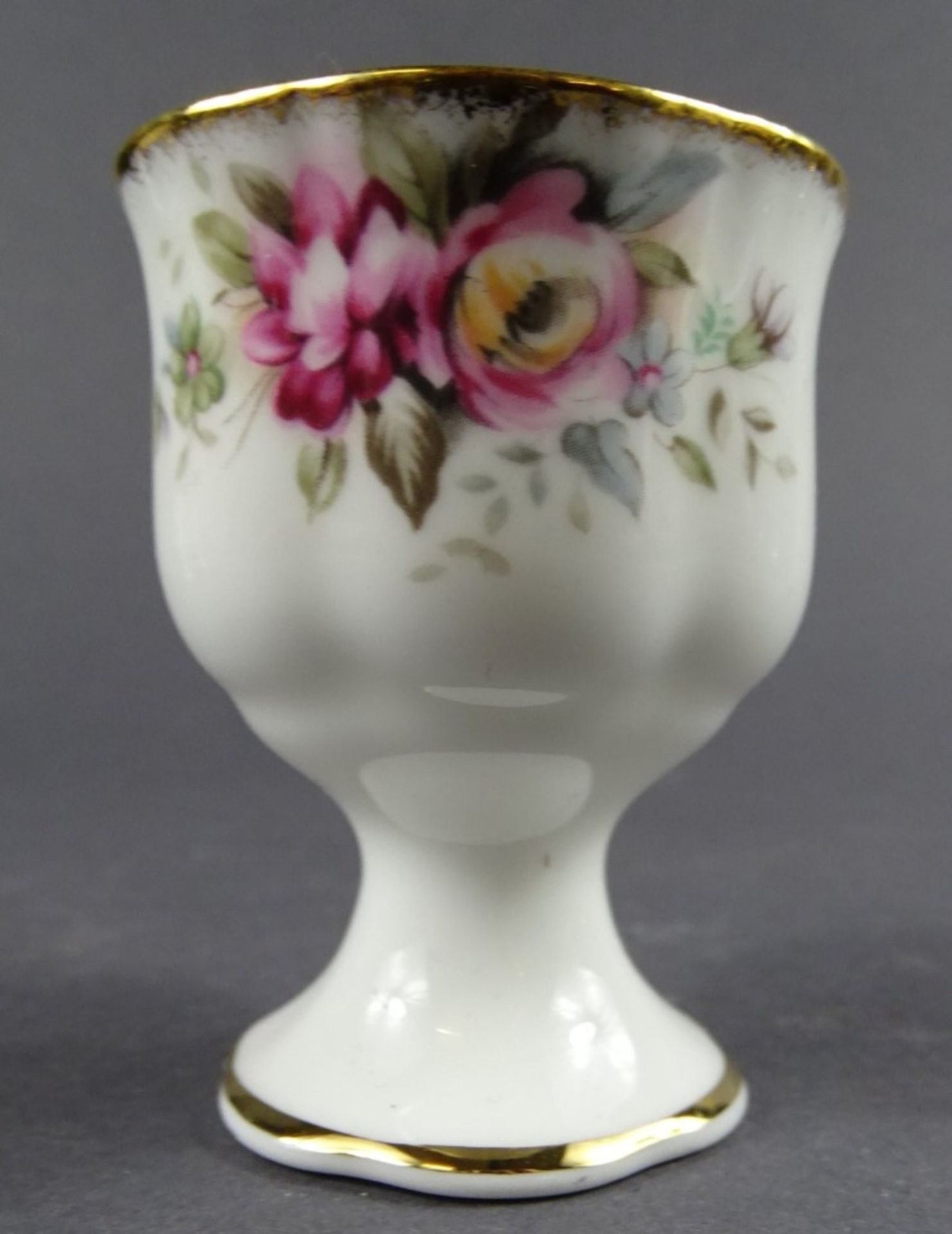 Service-Teile, Royal Albert "Cottage Garden" und "Old English Roses" sowie "Shore & Coggins "Queen - Bild 6 aus 8