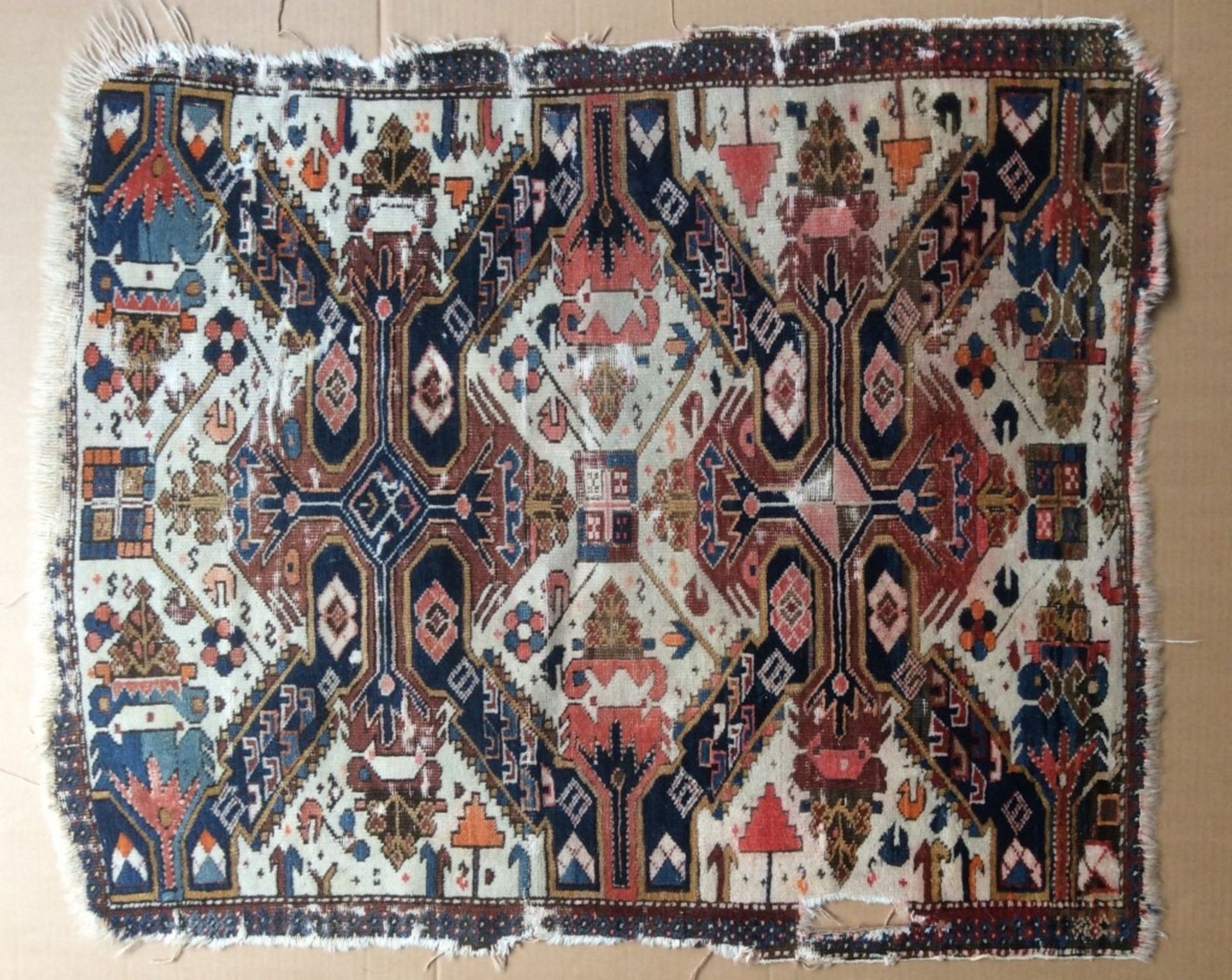 Antiker Teppich (Fragment) vermutlich aus Russland,sehr flaches Stück,Museale Sammlerqualität,L-