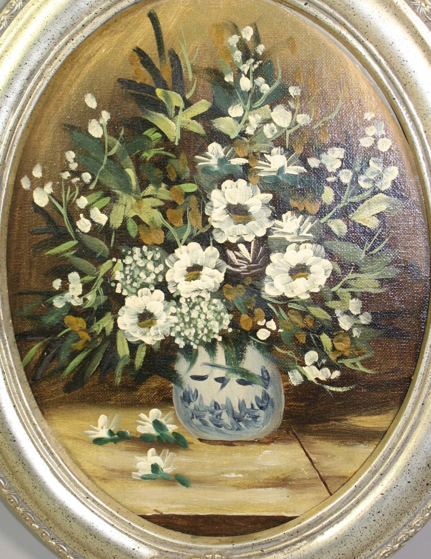 Paar Blumenstilleben, 20. Jhd., signiert, Öl/Hartfaser, oval gerahmt, RG 32 x 26,5cm. - Image 3 of 5