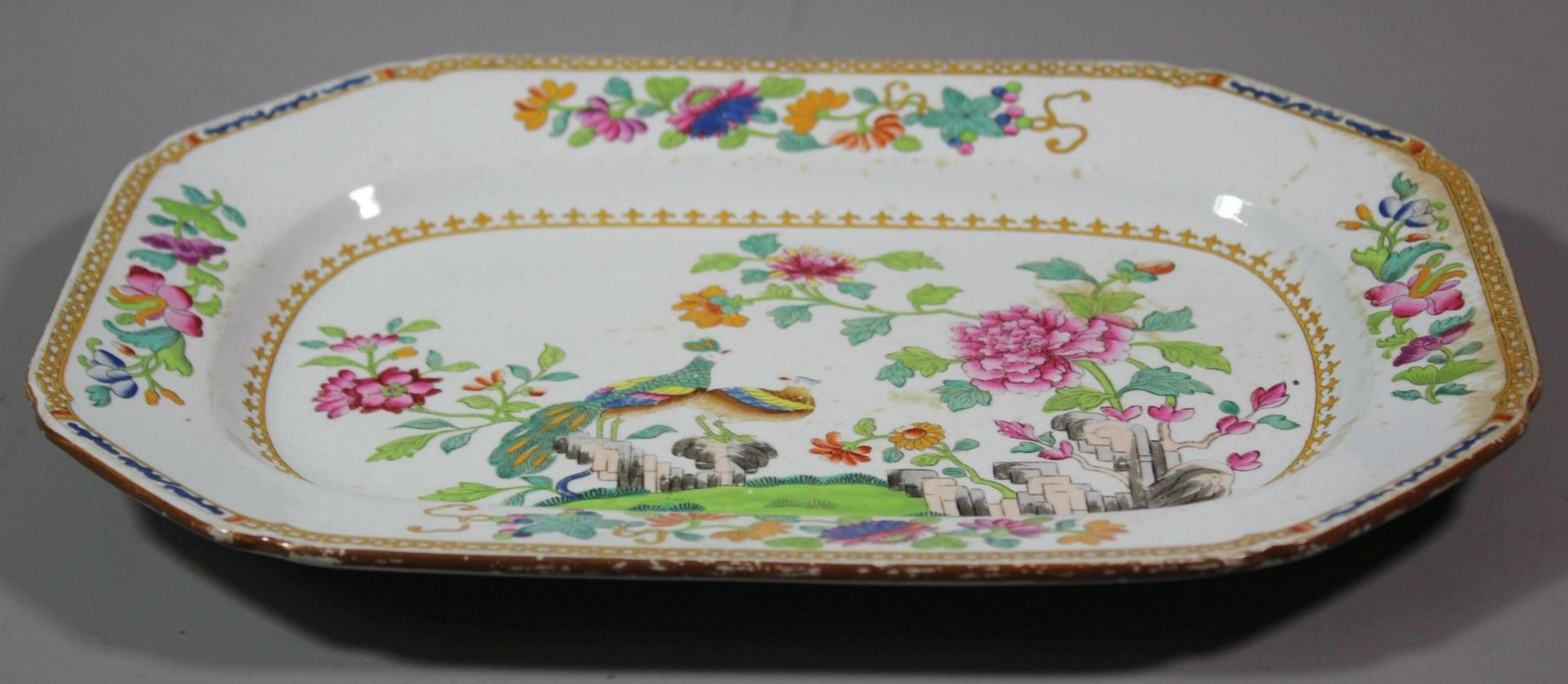 kl. Platte mit Pfauendekor, Spode England, 19. Jhd., berieben, 26 x 18cm. - Image 4 of 4