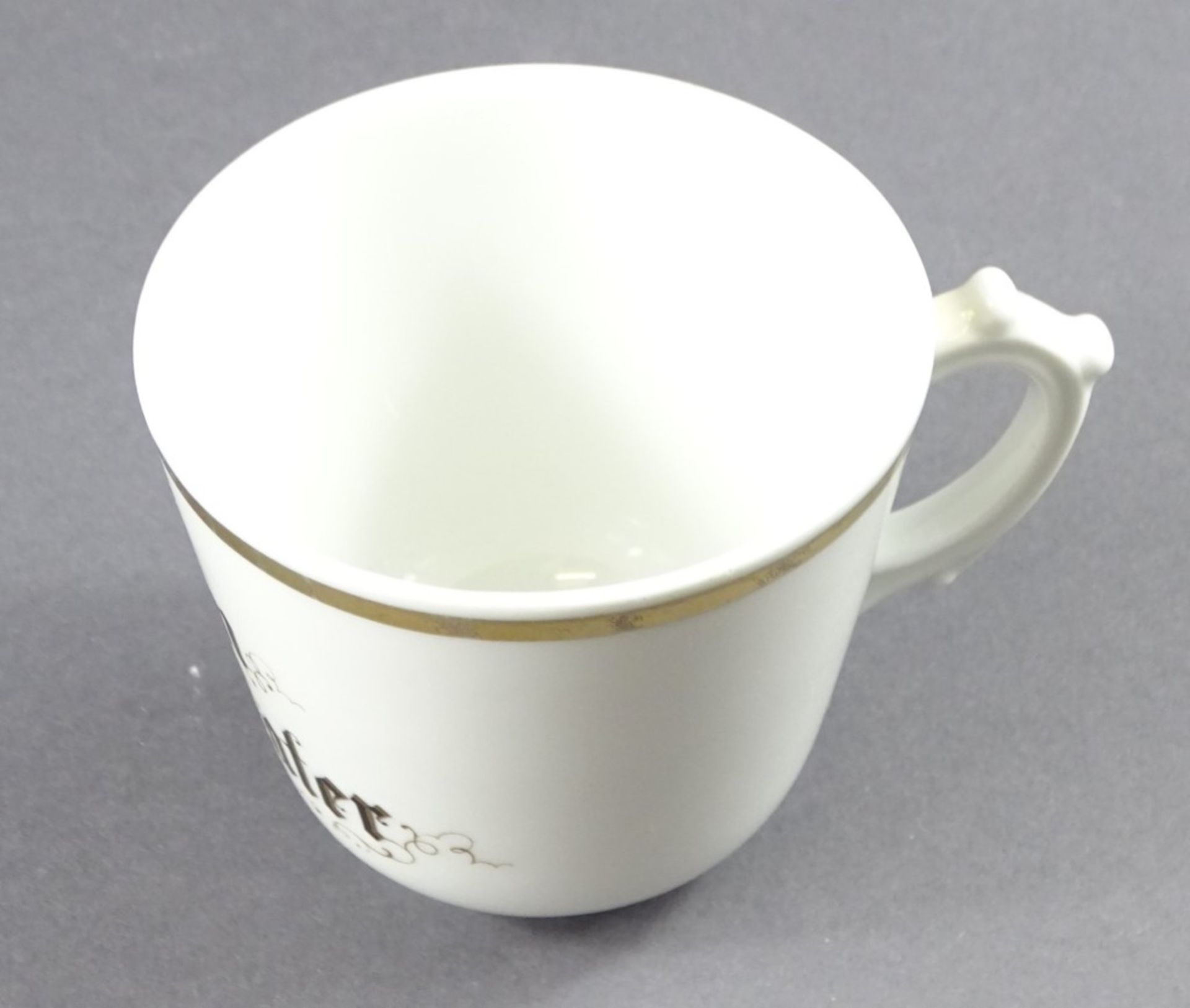 Tasse, Seltmann Vohenstrauss, "Dem lieben Vater", H. 9 cm, Goldrand stellenweise leicht verkratzt - Image 3 of 4