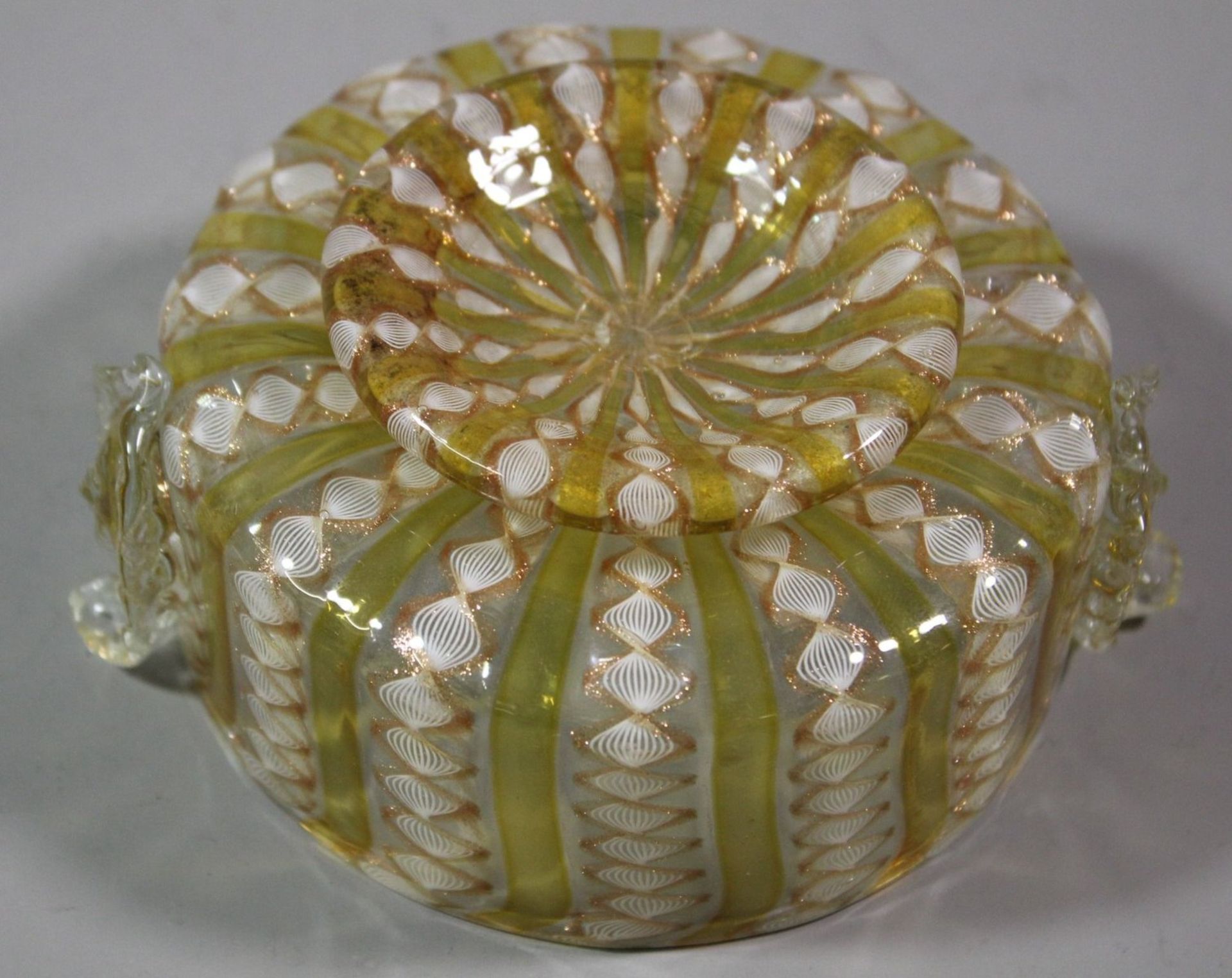 runde Schale, wohl Murano, älter, Latticinio-Glas, Goldfäden , H-5cm ca. D-10,5cm. - Image 5 of 5