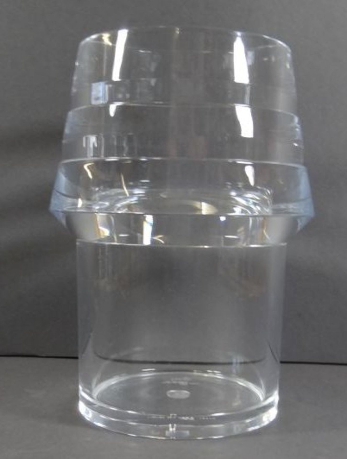Designer Flaschenkühler aus Acryl, Arch. Alfio, Italy, sehr gut erhalten, H-20 cm