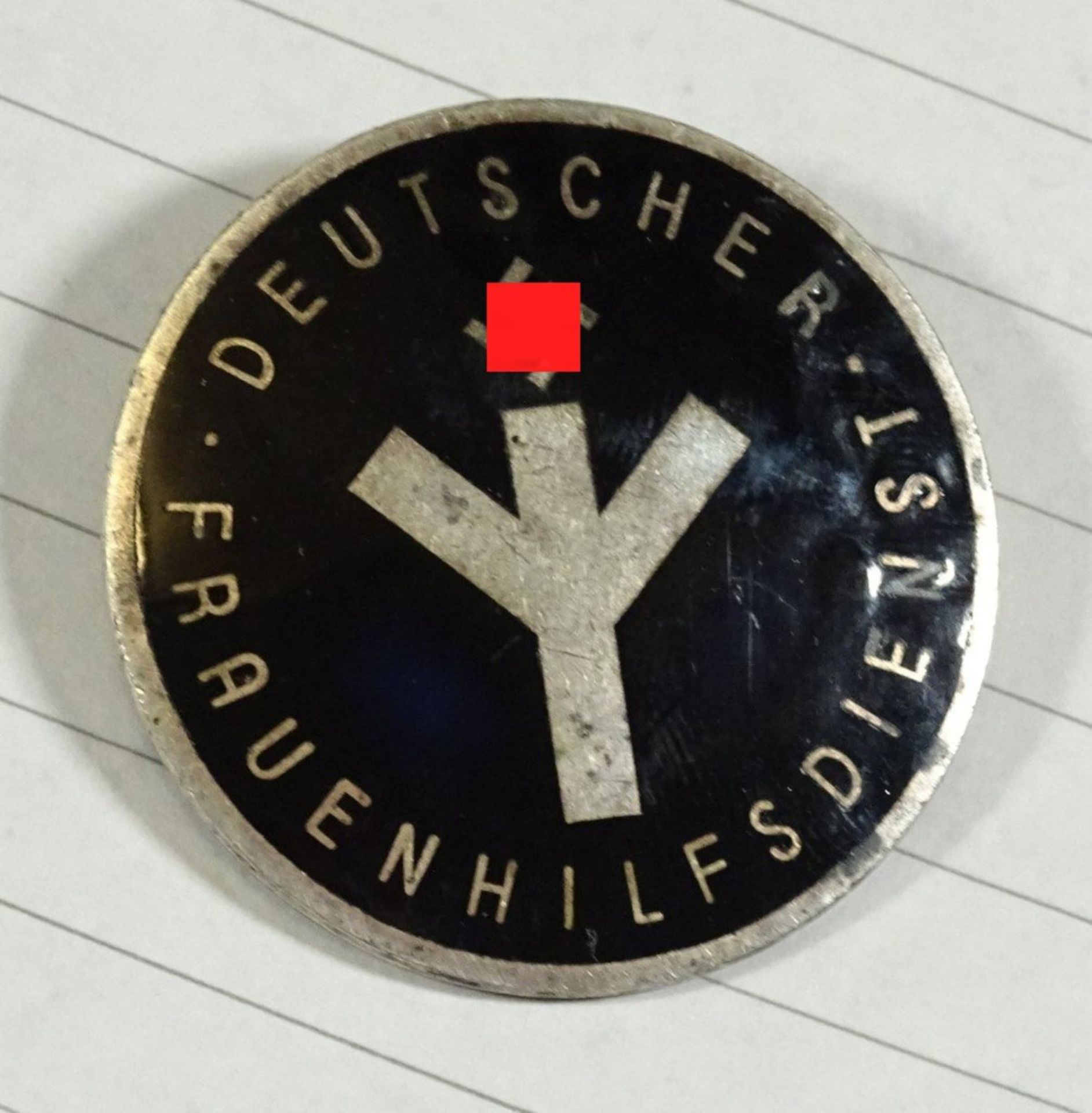 Abzeichen "Deutscher Frauenhilfsdienst für Wohlfahrts und Krankenpflege" A.Stübbe Berlin