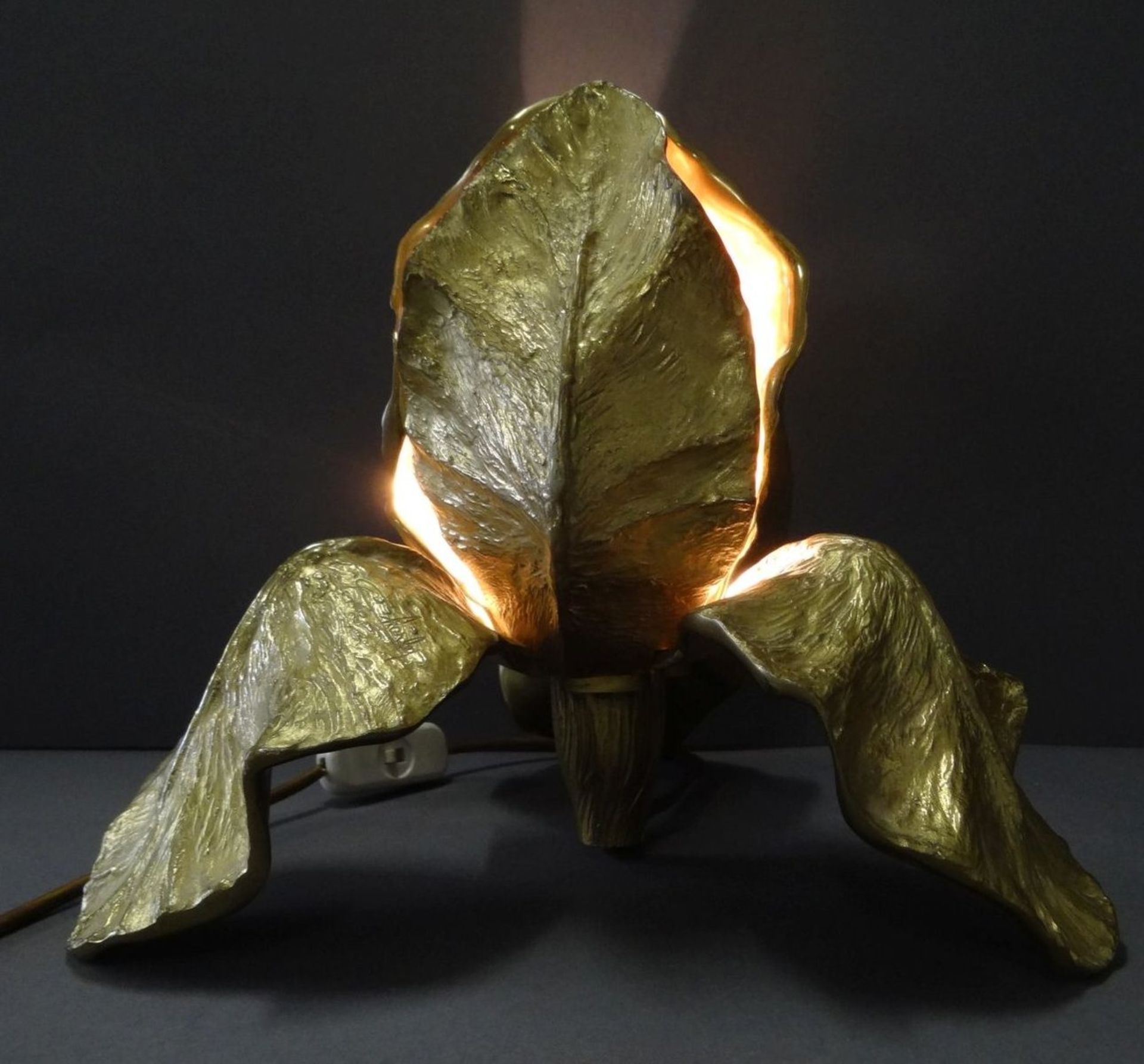 Chrystiane CHARLES (1927-2013) "Lampe dite Iris" vergoldete Bronze, um 1970, signiert, nummeriert, - Image 5 of 10