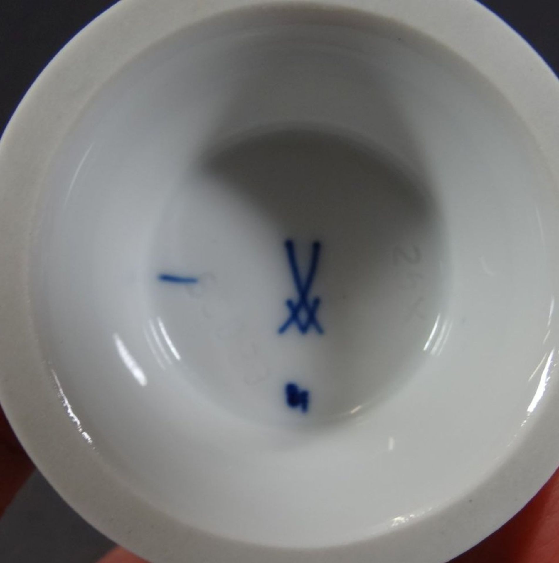 kl. Meissen Trichter-Vase, Zwiebelmuster, H-9,5 cm, 1.Wahl - Bild 5 aus 5