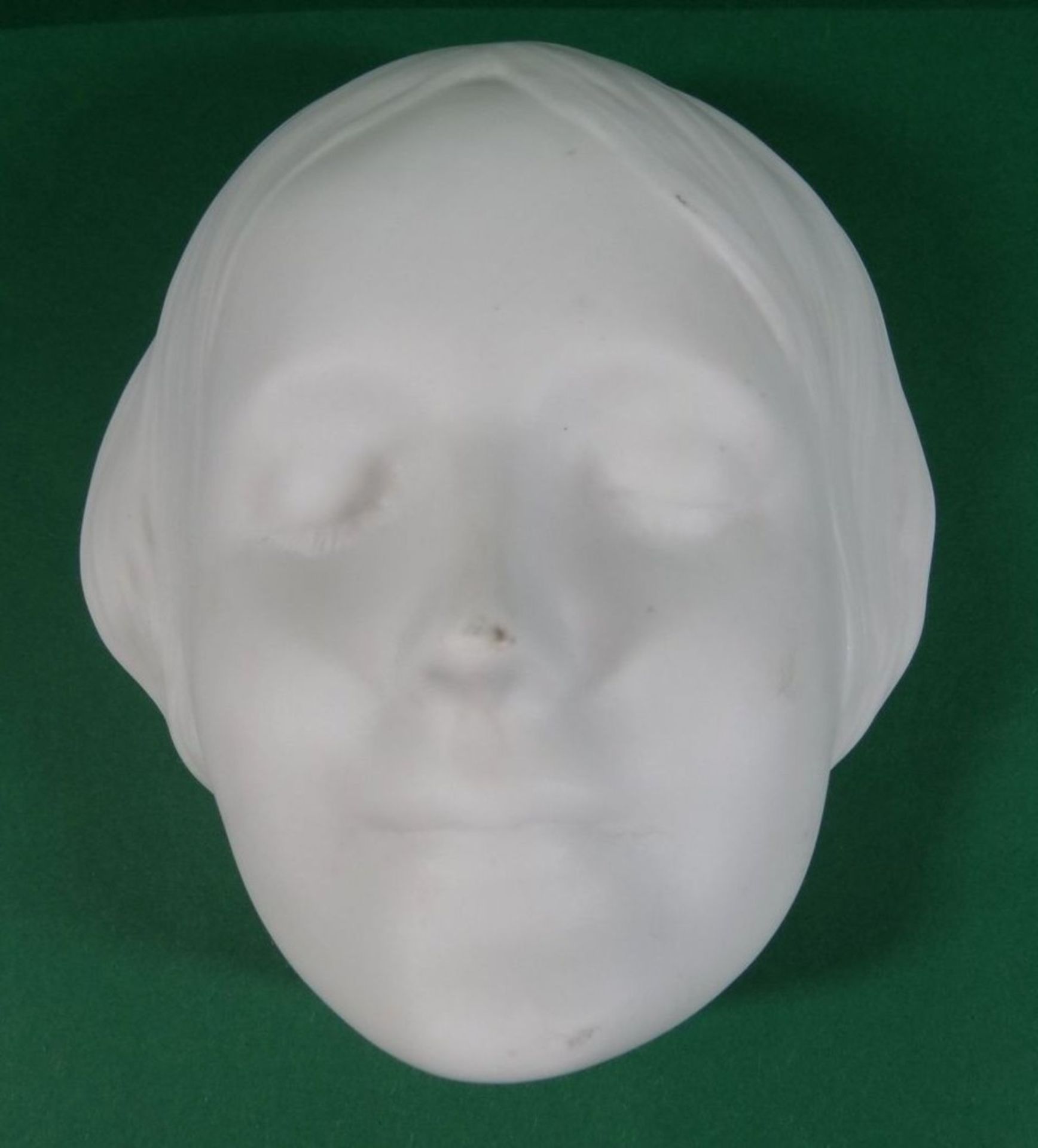 Käthe Kollwitz Totenmaske von Goebel, weiss, 15x12 cm