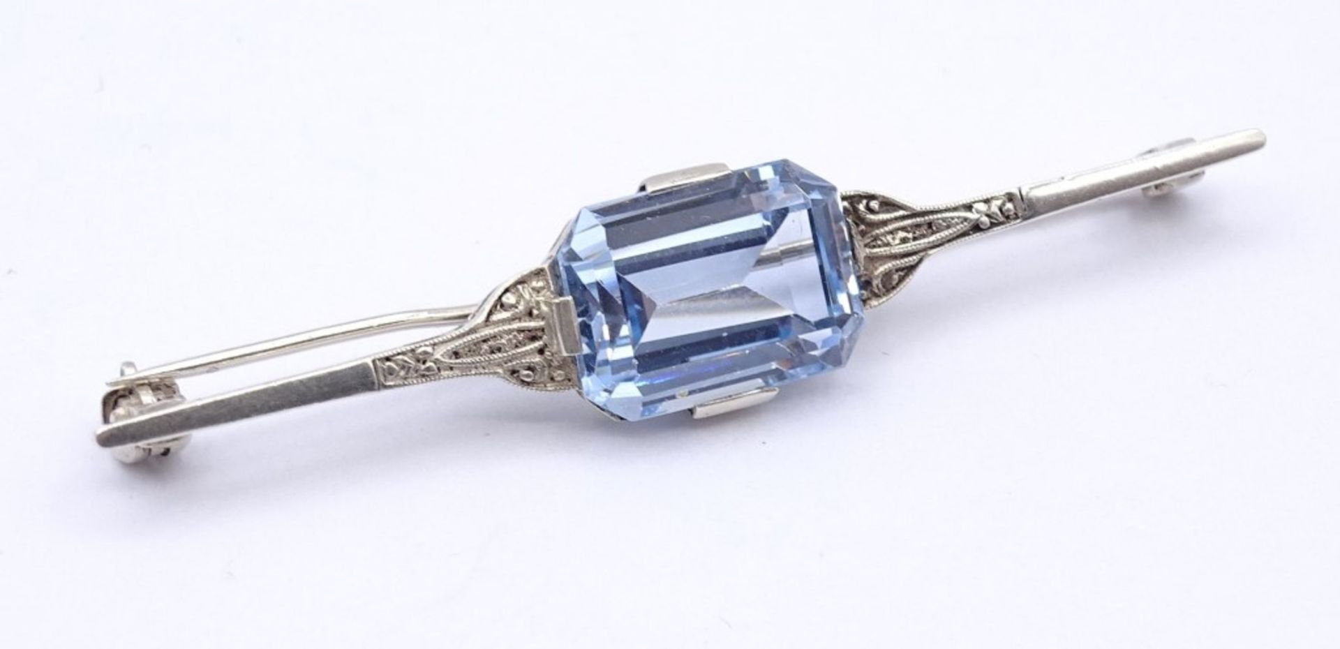 Art Deco Brosche Silber 0.830 mit einen blauen Edelstein,L- 5,8 cm, 4,5g. - Bild 2 aus 3