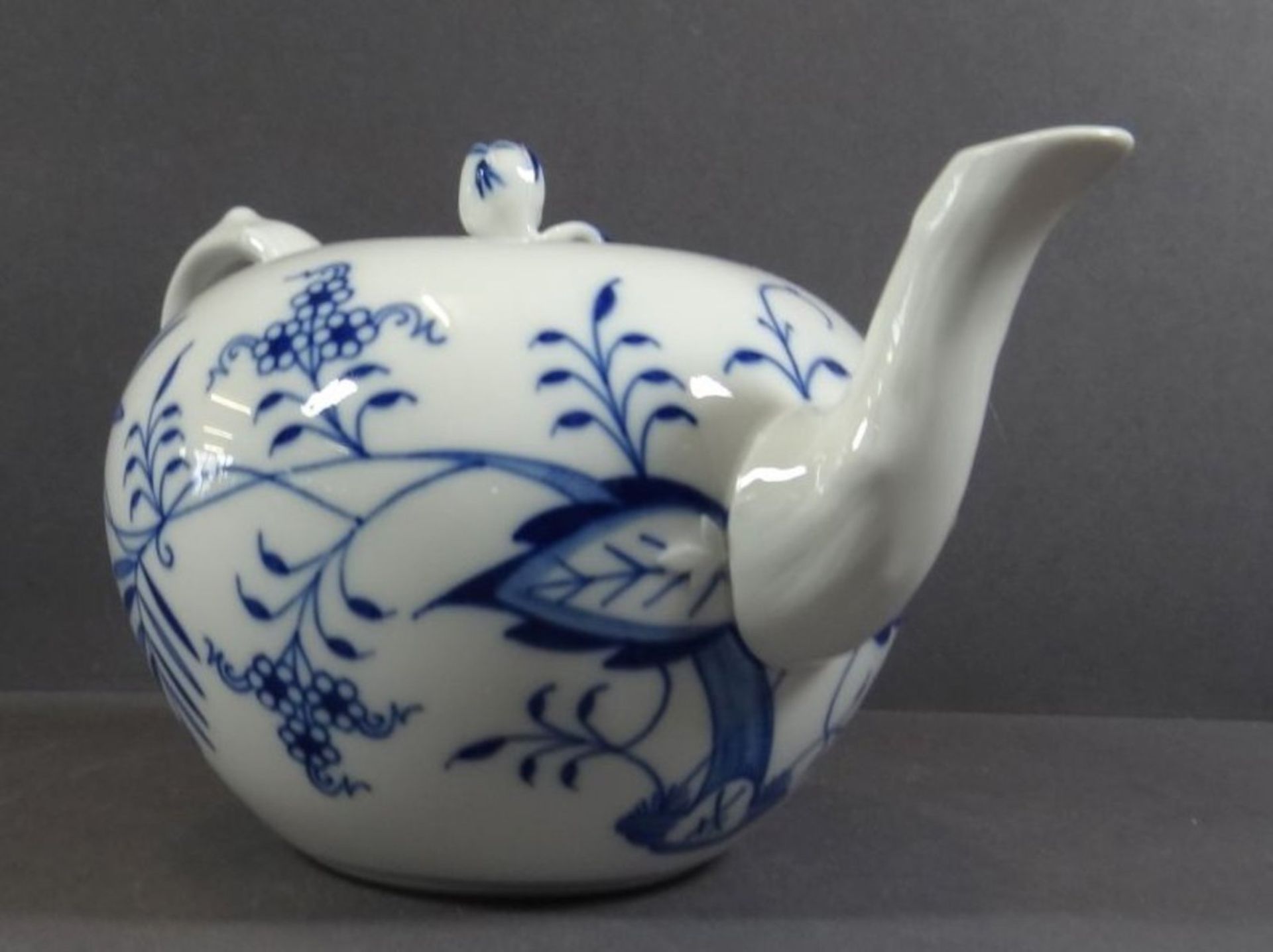 Teekanne "Meissen" Zwiebelmuster,, 1.Wahl, H-12 cm - Bild 4 aus 7