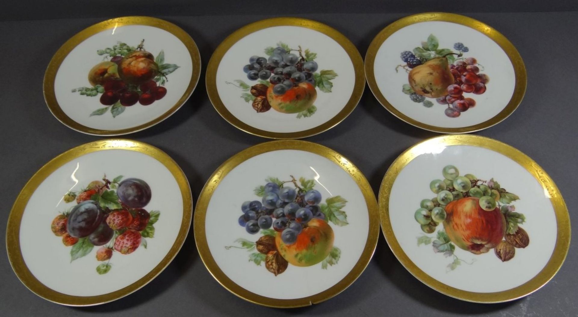 6x Obstteller "Hutschenreuther", Früchtedekor und Goldrand, D-21 cm, 1x mit langen Riss, andere alle - Bild 5 aus 7