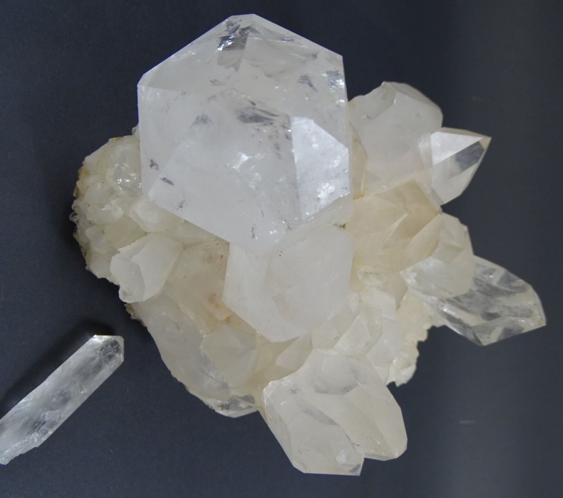 Bergkristall-Druse, Schweiz, ca. 23x14x17 cm, ein Stück lose - Image 3 of 6