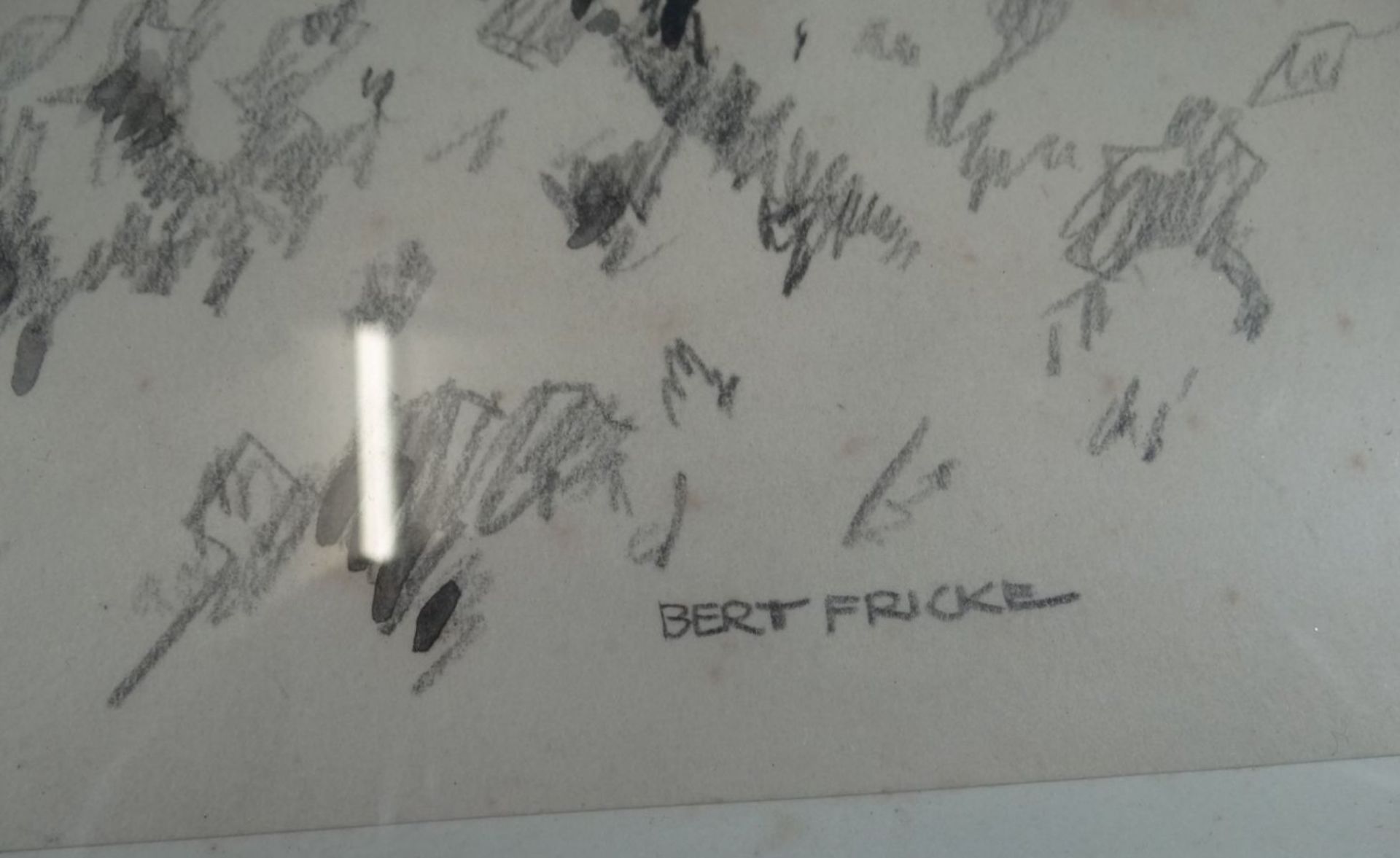 Bert FRICKE (XX) "Hirsch" weiss gehöhte Zeichnung, stockfleckig, ger/Glas, RG 39x31 cm - Bild 5 aus 5