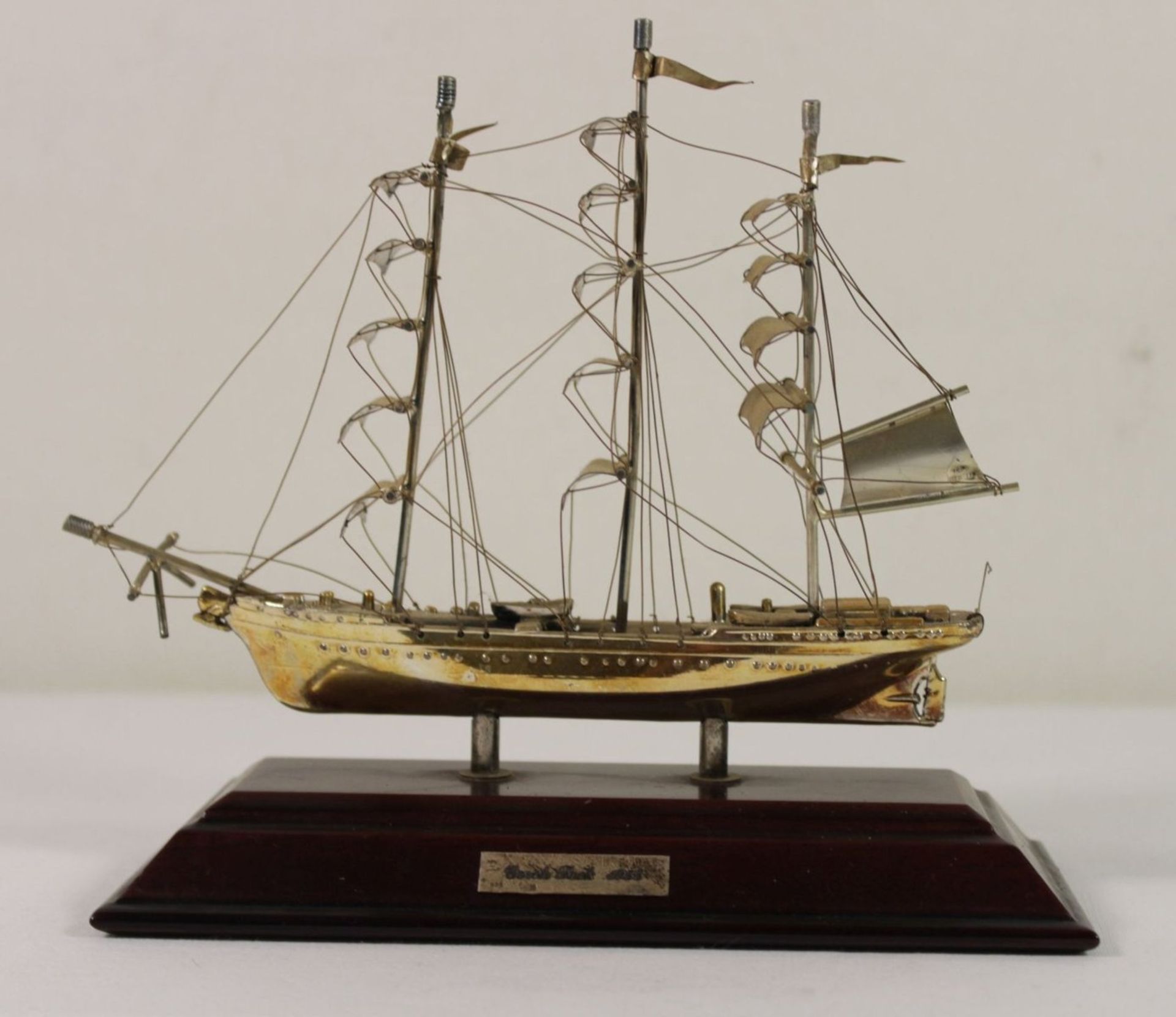 kl. Modell auf Holzstand, Gorch-Fock 1958, 925er Silber, ca.H-15cm B-16,5cm.