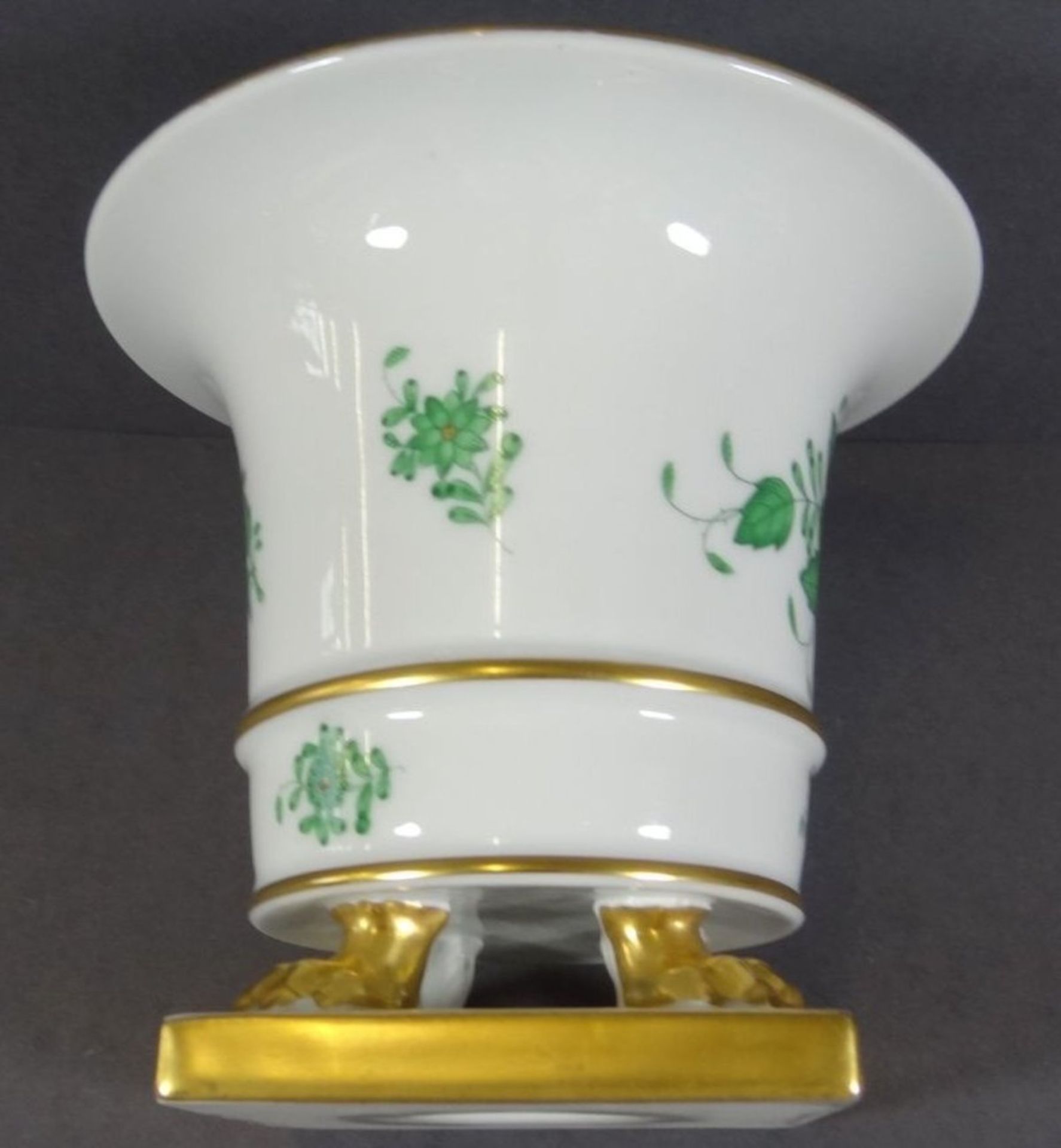 Vase auf vier Tatzen "Herend" Apponyi grün, H-13 cm, D-14,5 cm - Bild 5 aus 6