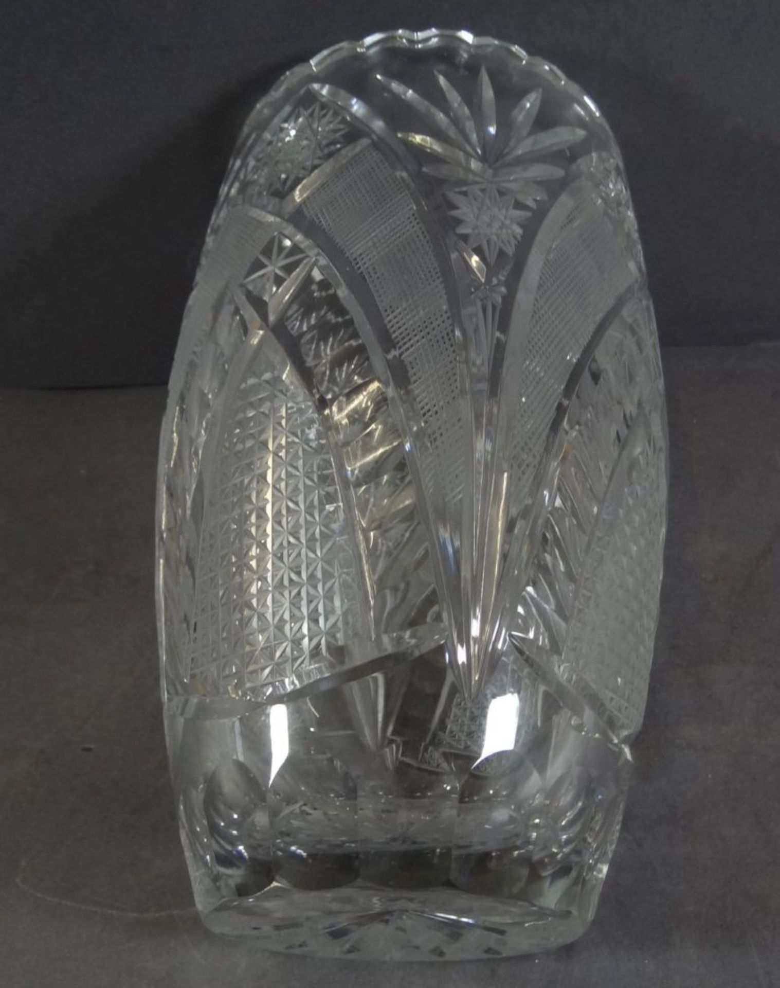 Kristallvase in orig. Schachtel, beschliffen, H-20 cm - Image 6 of 7