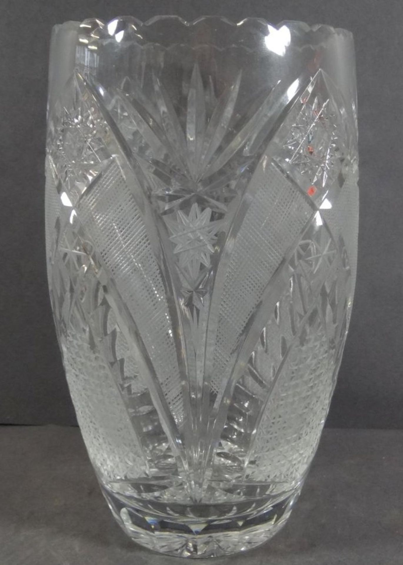 Kristallvase in orig. Schachtel, beschliffen, H-20 cm - Image 4 of 7