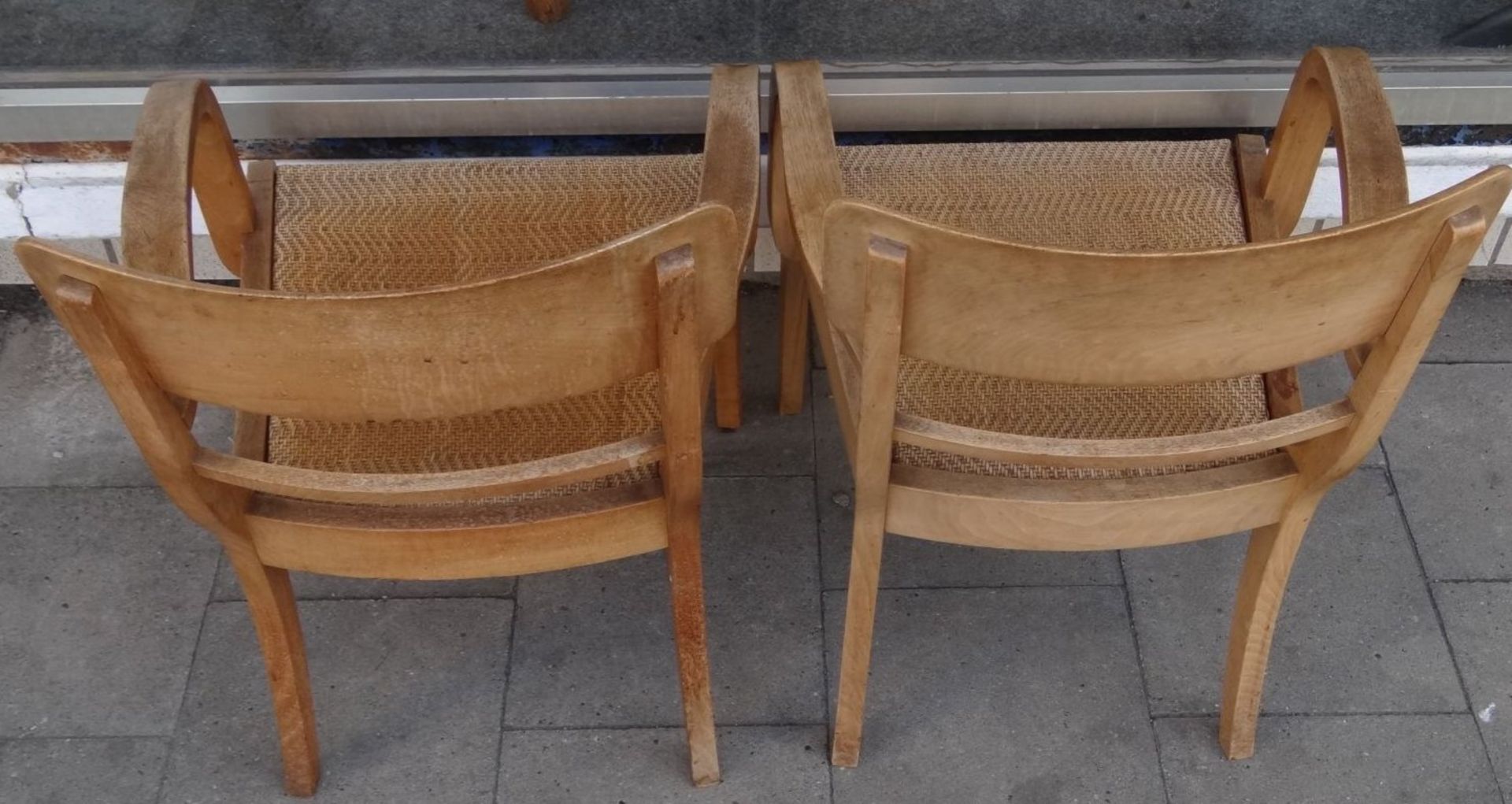 Paar Art Deko Armlehnstühle, Sitz aus Korbgeflecht, H-80 cm, B-55 cm - Image 6 of 8