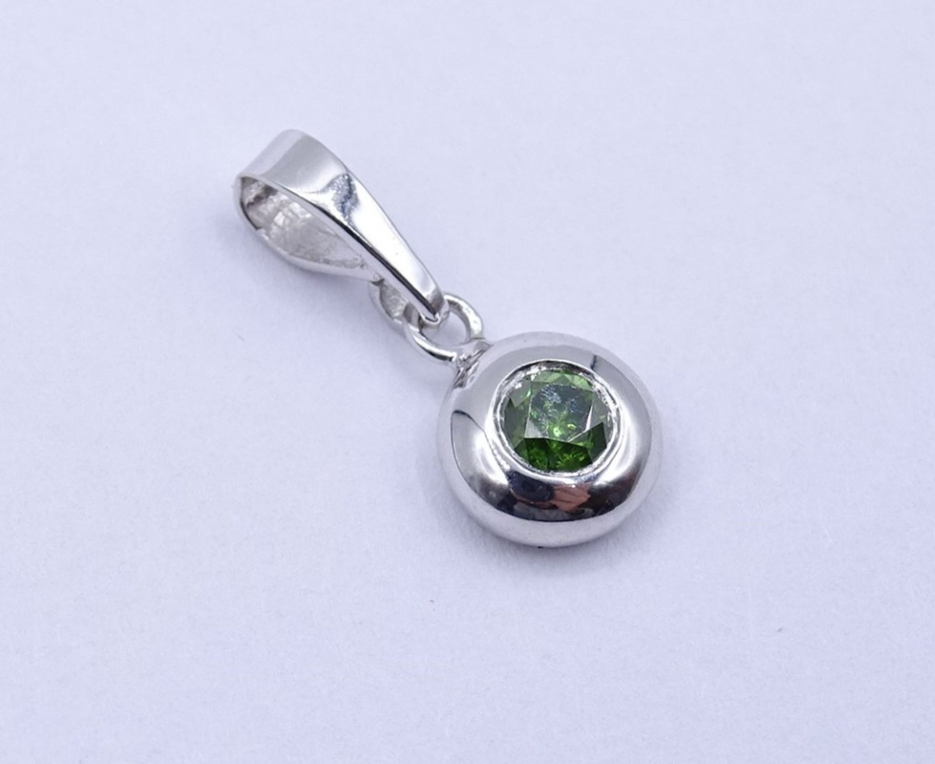 WG Anhänger 14K (0.585) mit einen grünen Diamant 0,24 ct., L- 1,7cm - Bild 2 aus 4