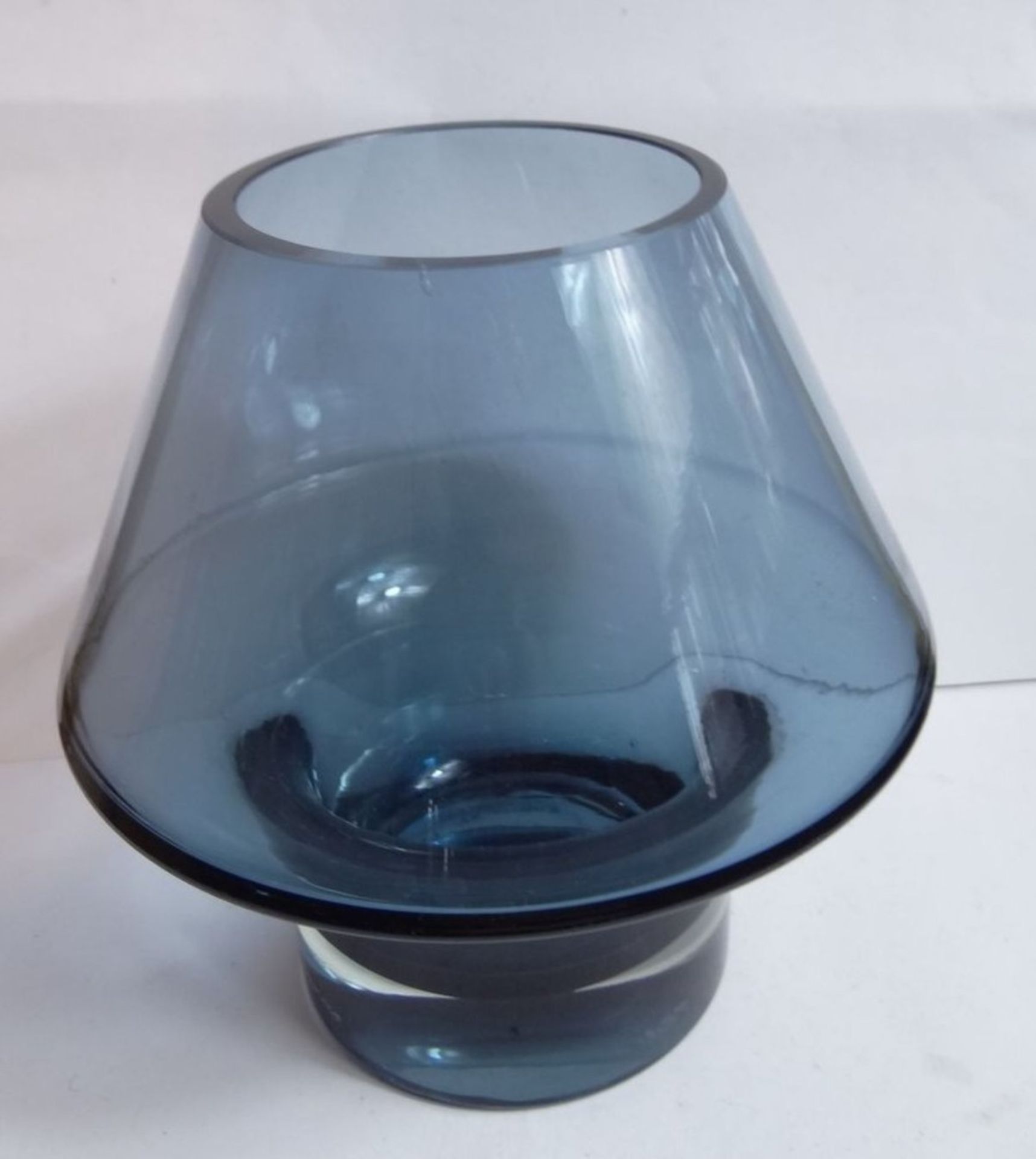 Vase Riihimaki / Riihimaen Lasi Oy, blau, Ritzsignatur, H-15 cm - Bild 3 aus 8