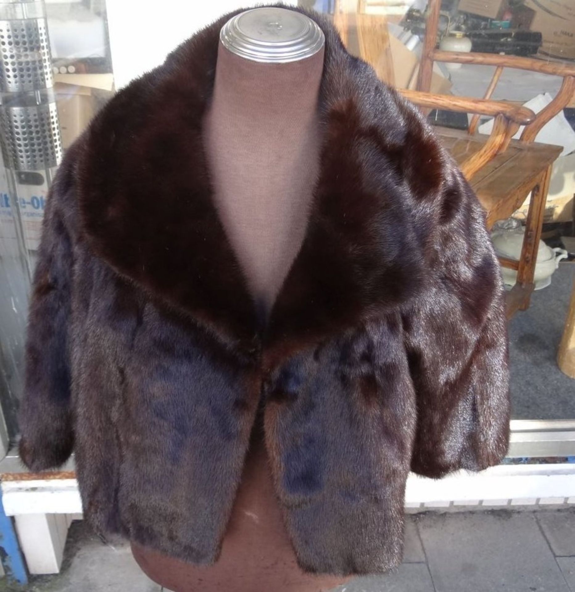 kurze Saga Mink Nerzjacke, ca. Gr.38, gut erhalten - Bild 2 aus 8