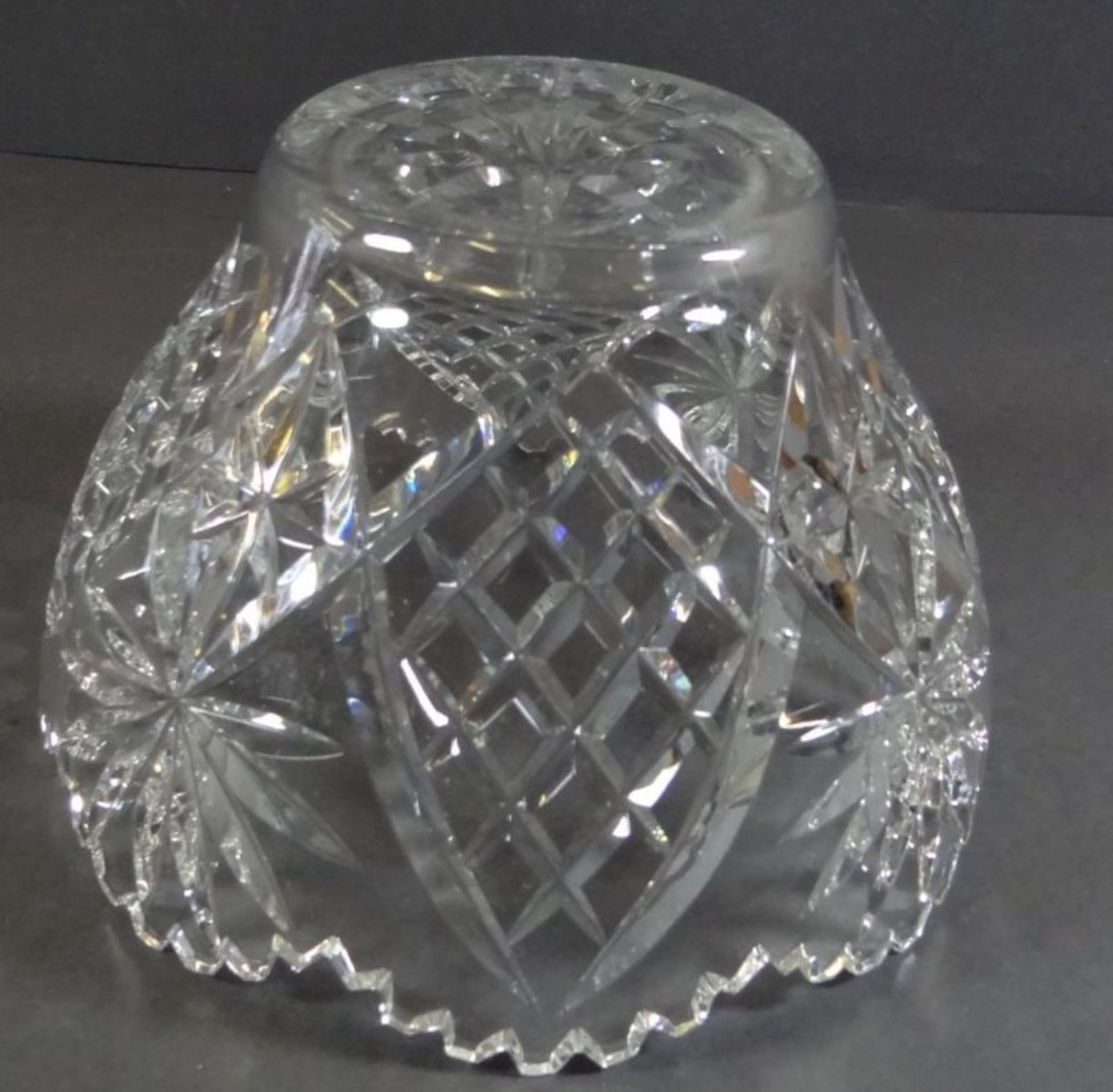 Kristallschale mit Zackenrand, Sternschliff, H-11 cm, D-18 cm - Bild 6 aus 6