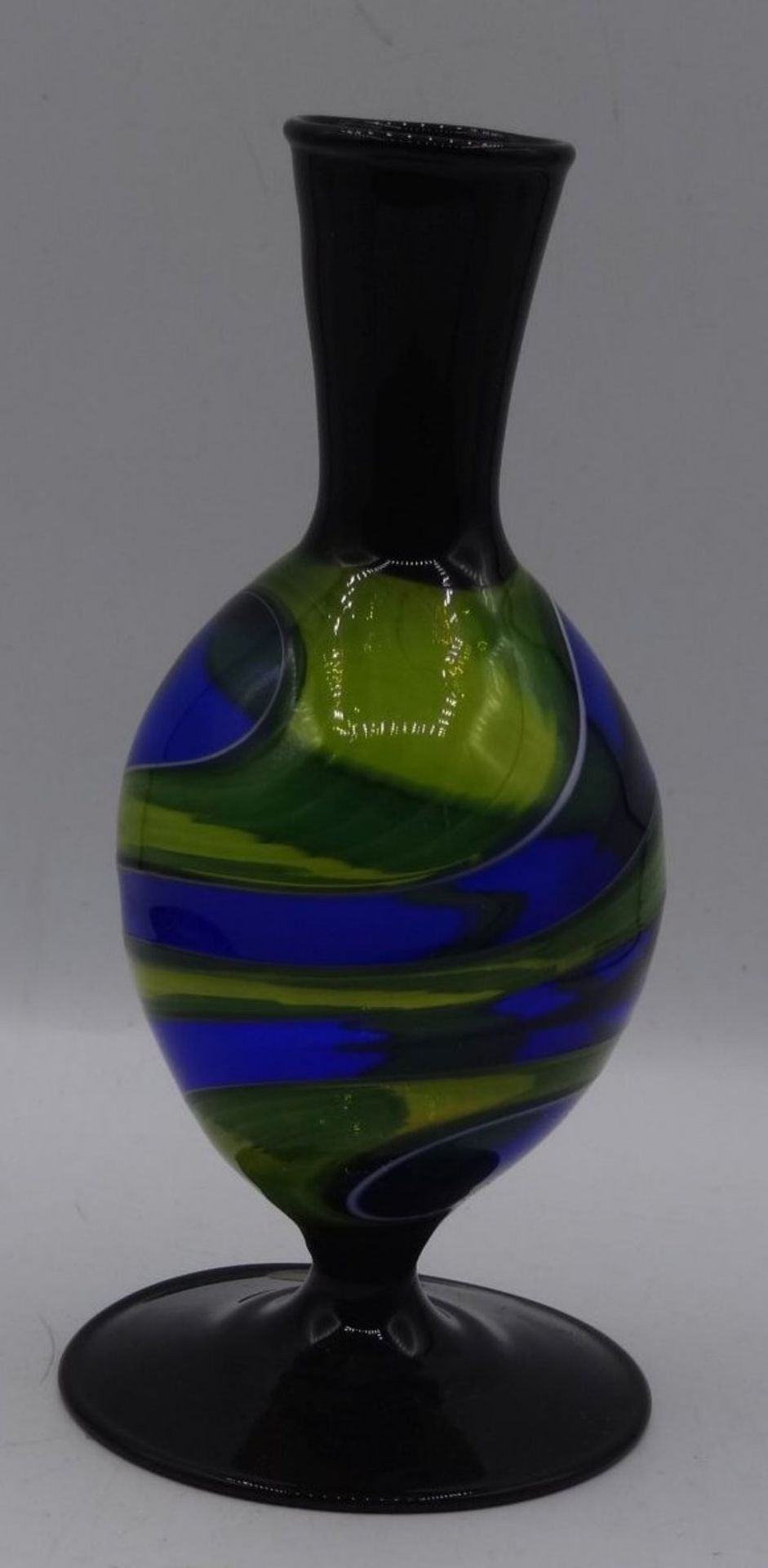 Glasvase "Eich" auf Stand, Handarbeit, Etikett, H-16 cm - Bild 4 aus 7