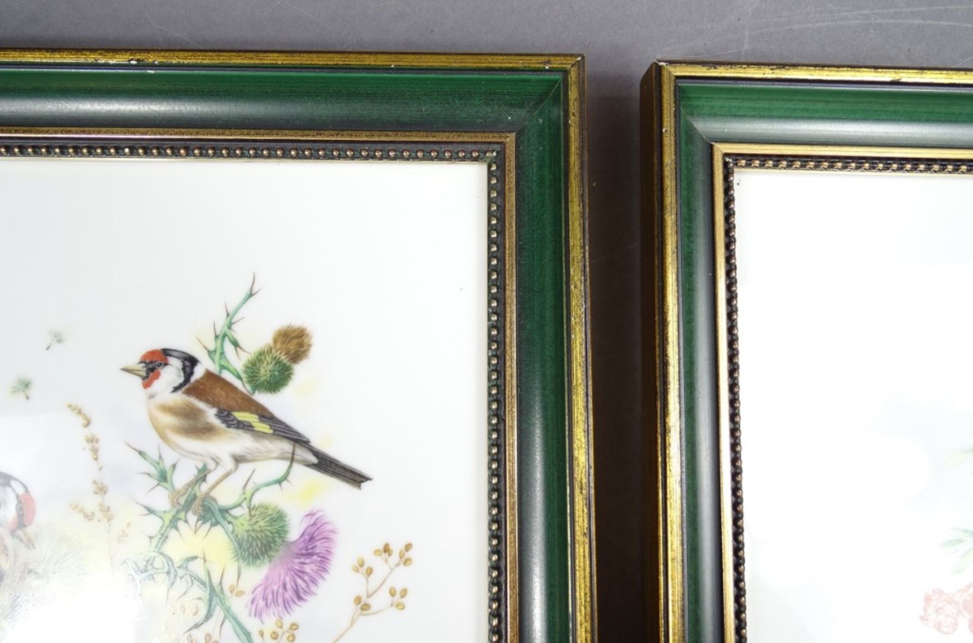 2 gerahmte Porzellanmalereien mit Vogelmotiven, Heinrich, 23x29 cm - Bild 7 aus 9