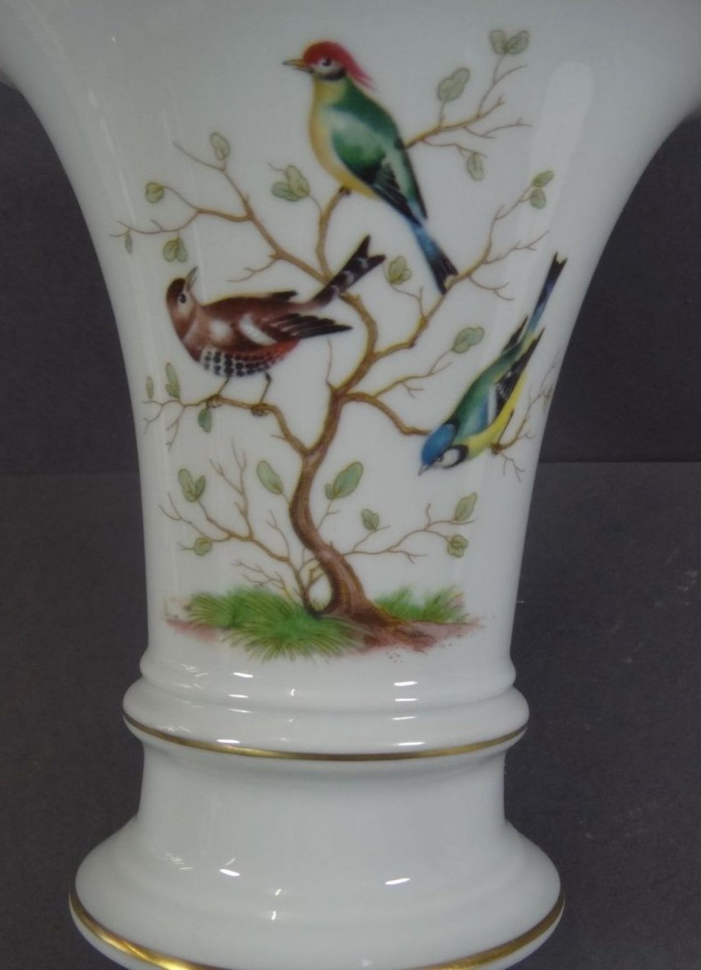 Trichtervase mit Vogeldekor "Fürstenberg", H-16 cm, D-15 cm - Bild 4 aus 5